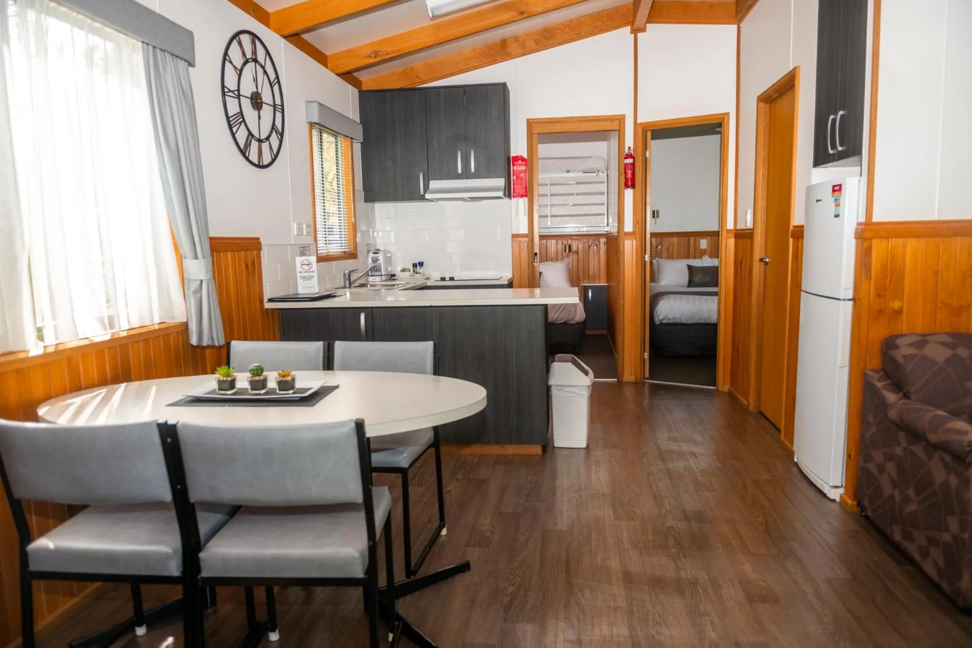 Living room in Beechworth Lake Sambell Caravan Park
