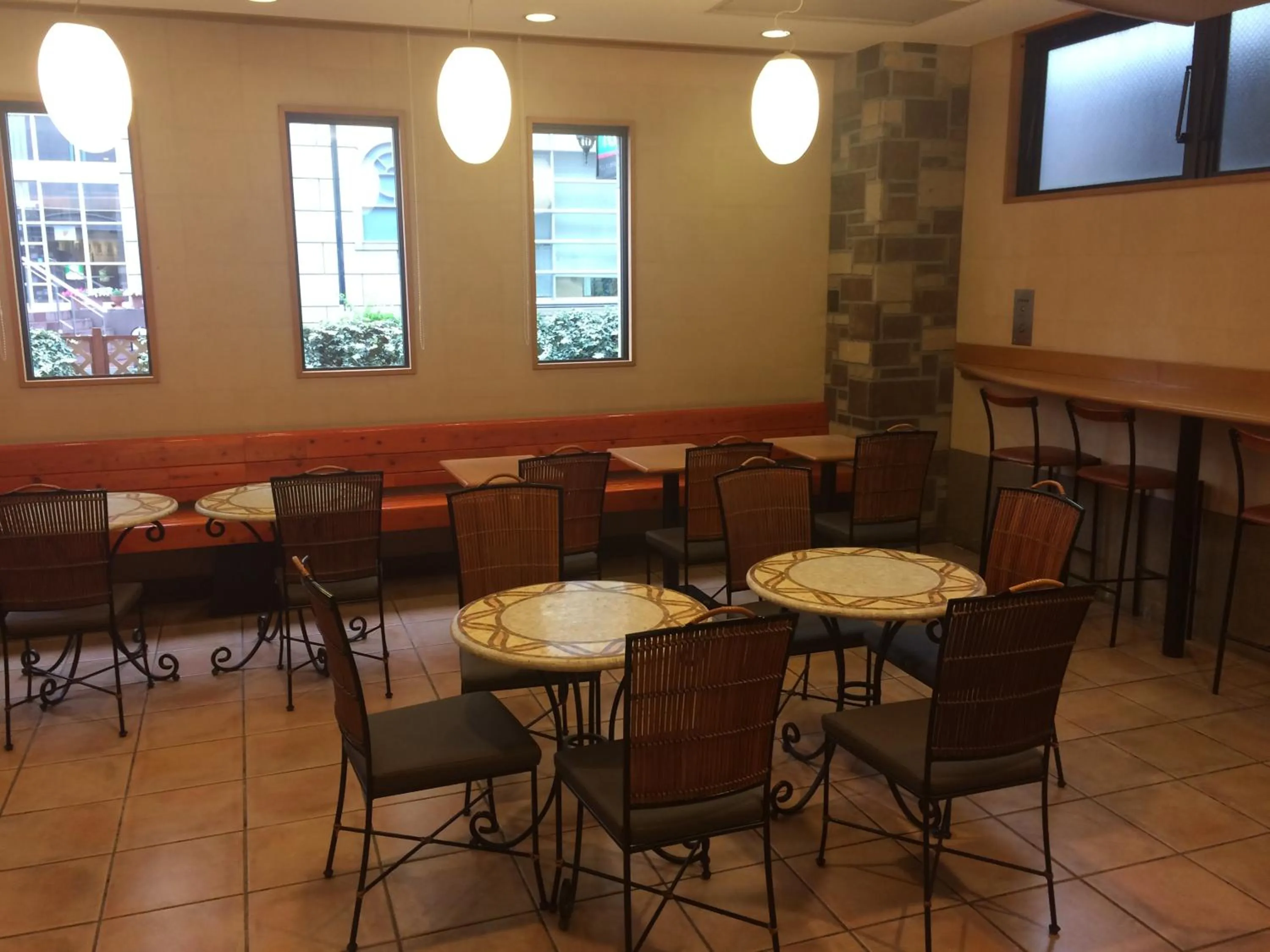 Restaurant/places to eat in Washington R&B Hotel Hakata Ekimae 1