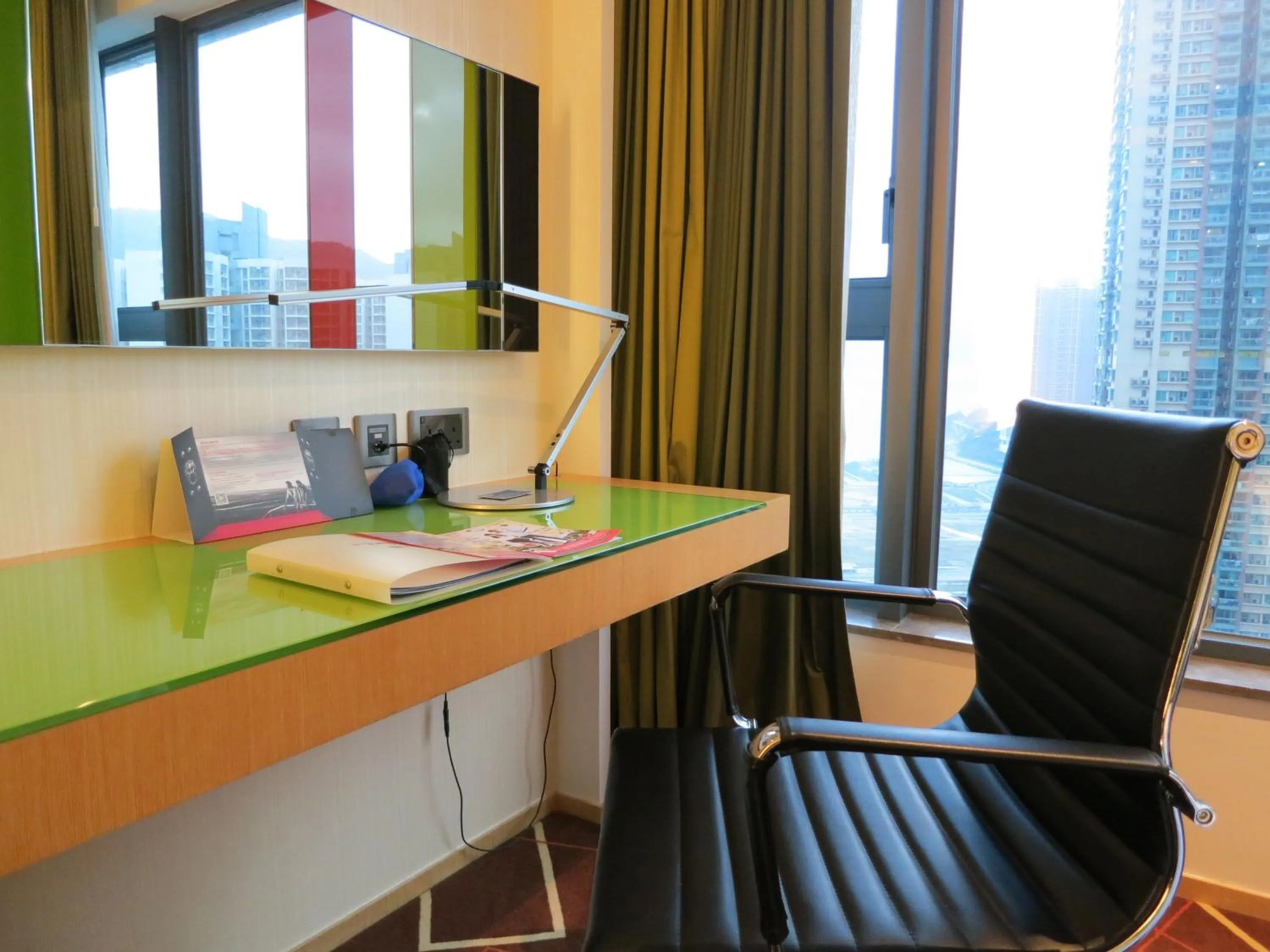Photo of the whole room in Holiday Inn Express Hong Kong Kowloon East, an IHG Hotel