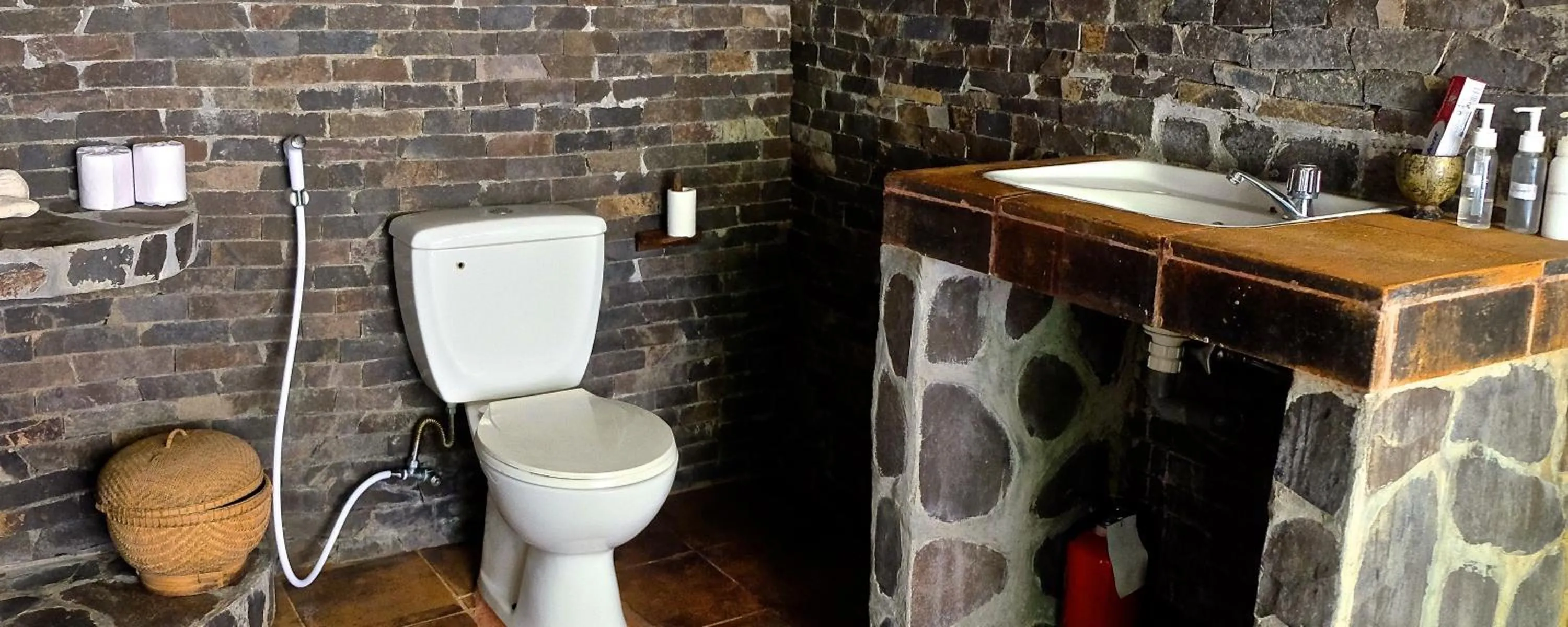 Bathroom in Villa Boreh Beach Resort and Spa