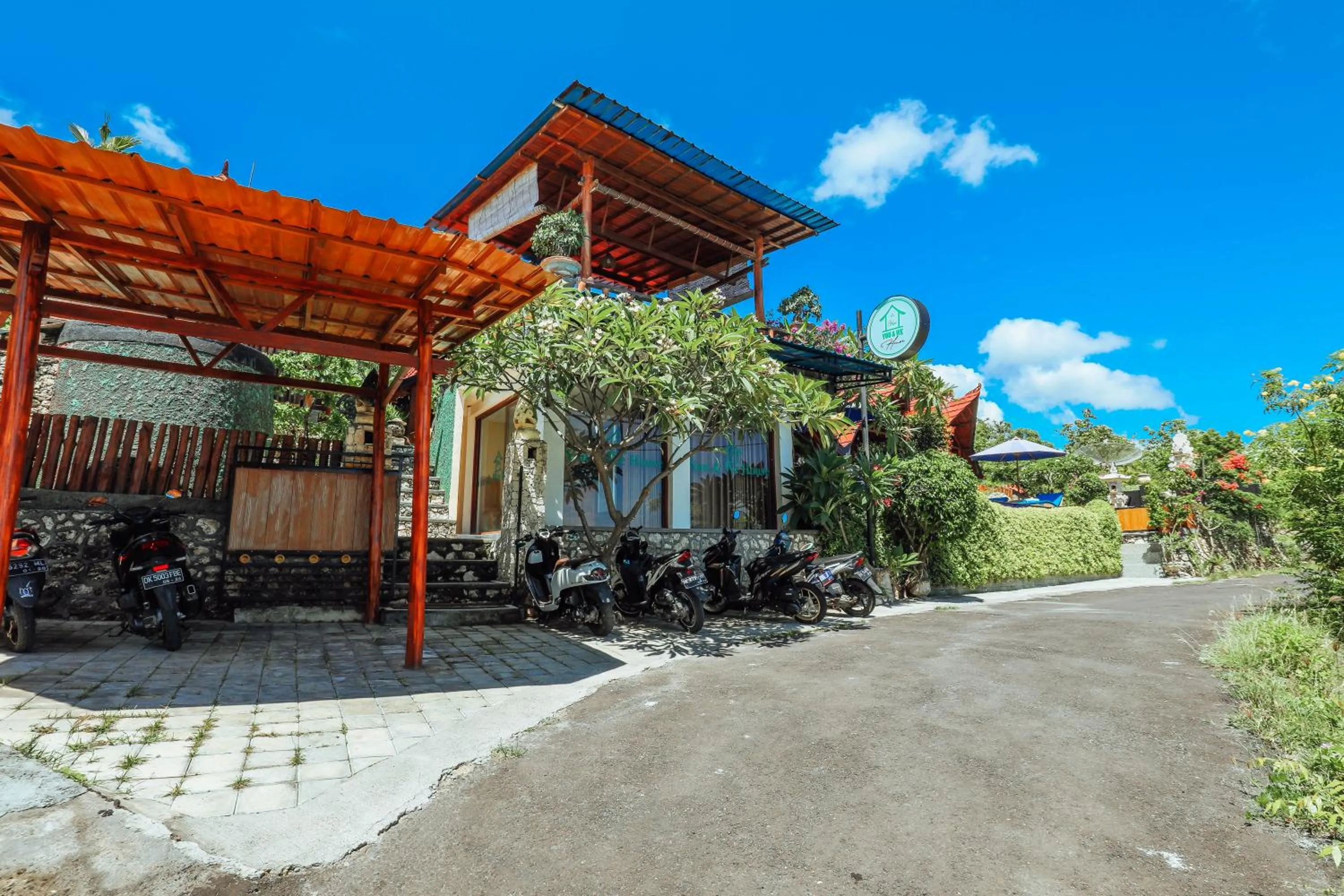 Facade/entrance in You and We House