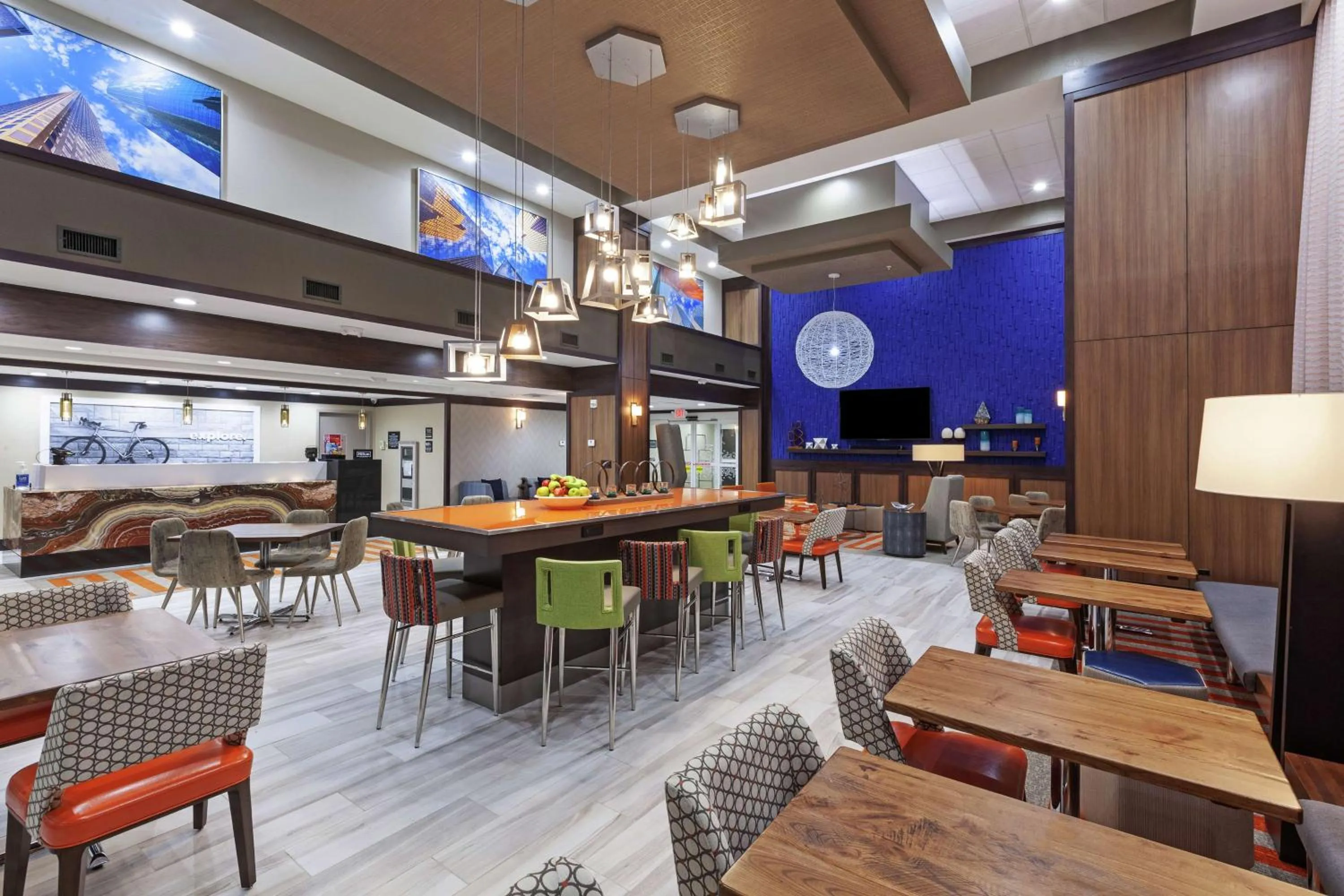Lobby or reception in Hampton Inn & Suites Houston-Bush Intercontinental Airport