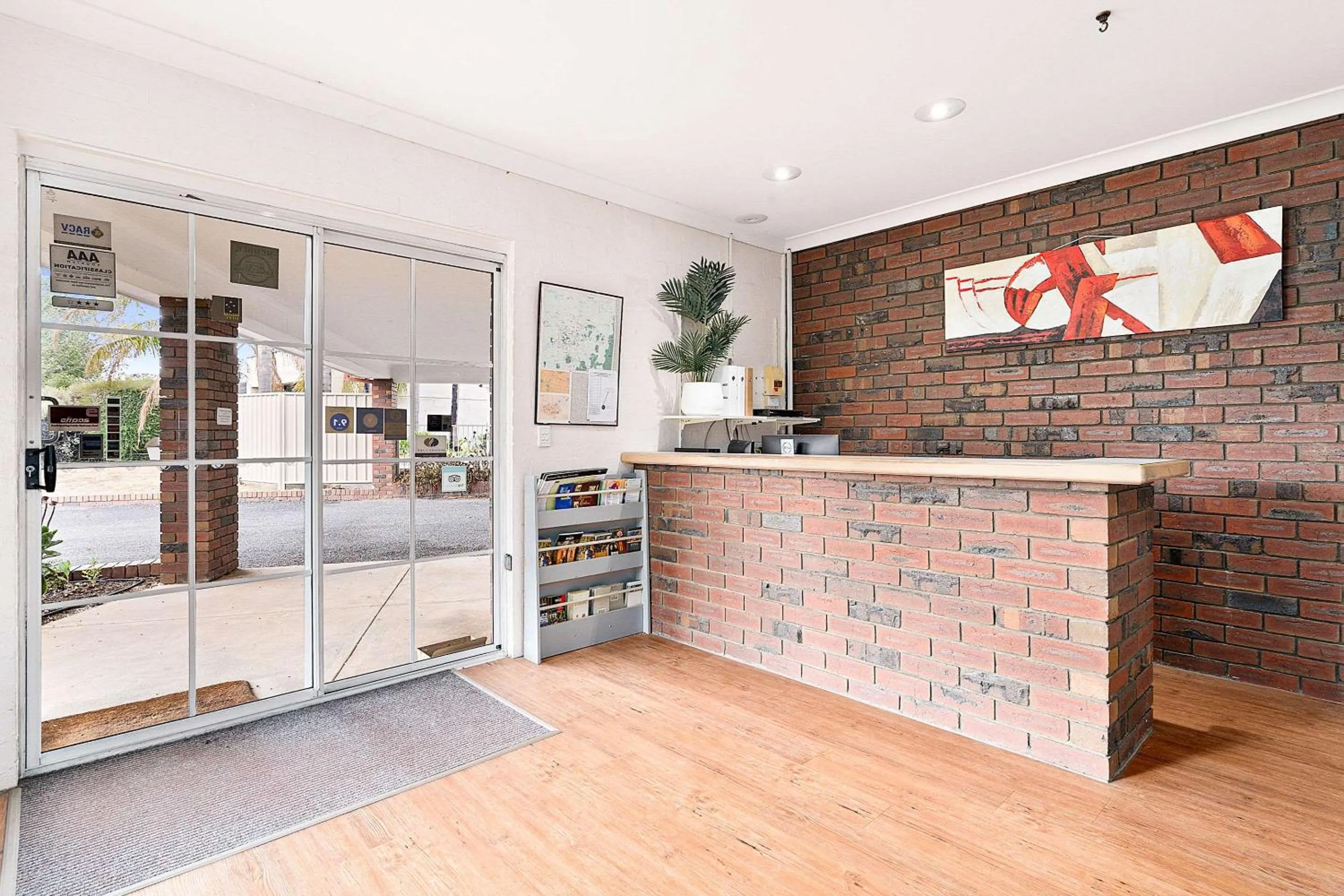 Lobby or reception, Bed in Econo Lodge Border Gateway Wodonga