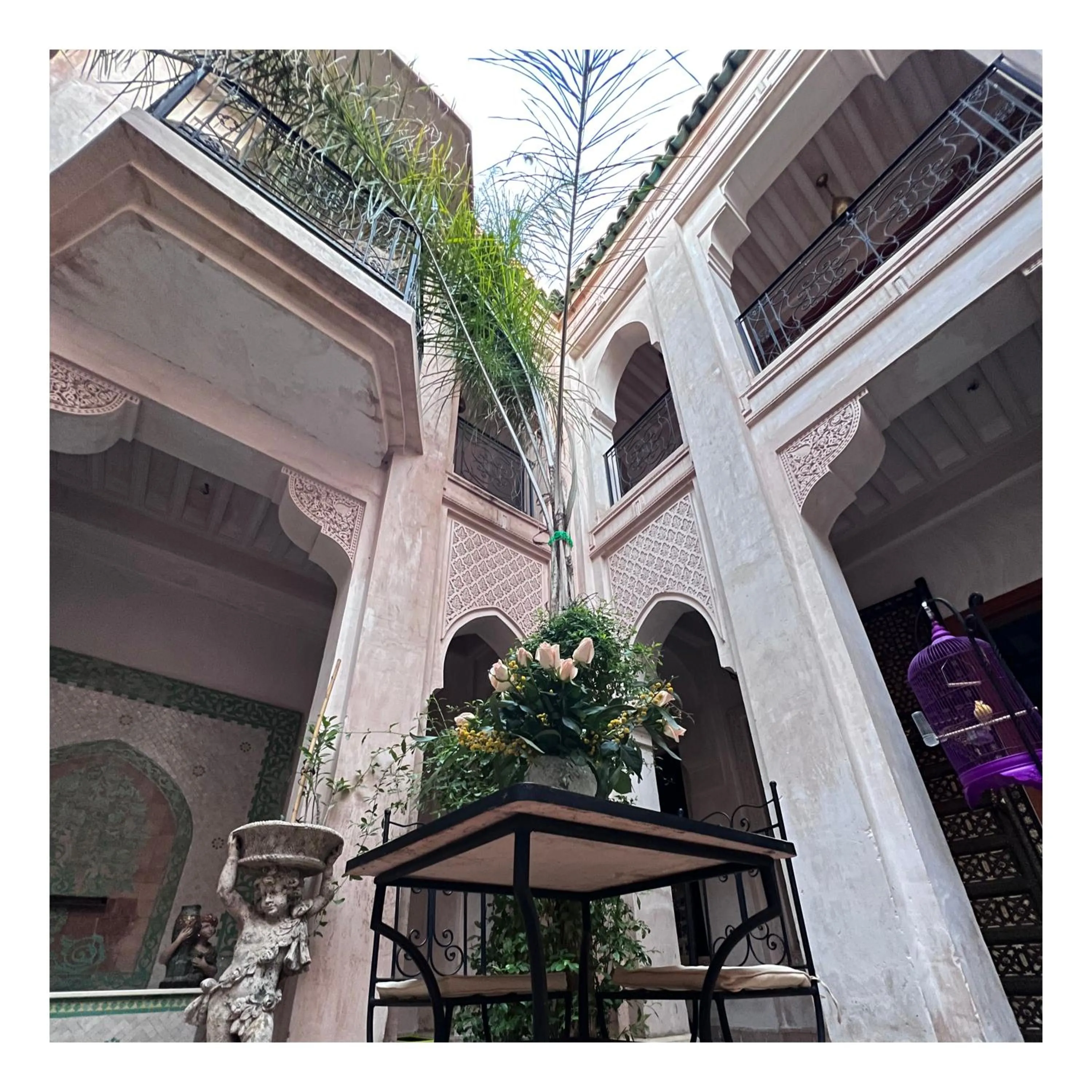 Property building in Palais Nejma oriental