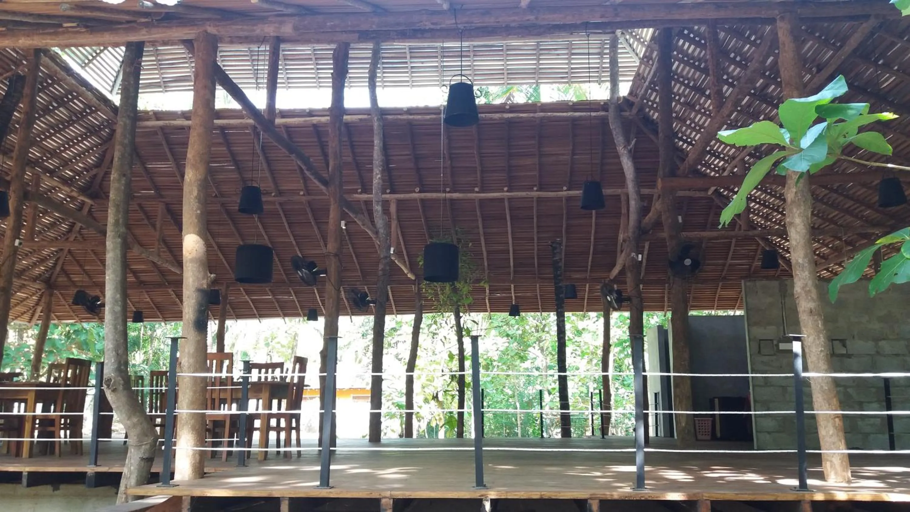 Restaurant/places to eat in Kottawatta Village