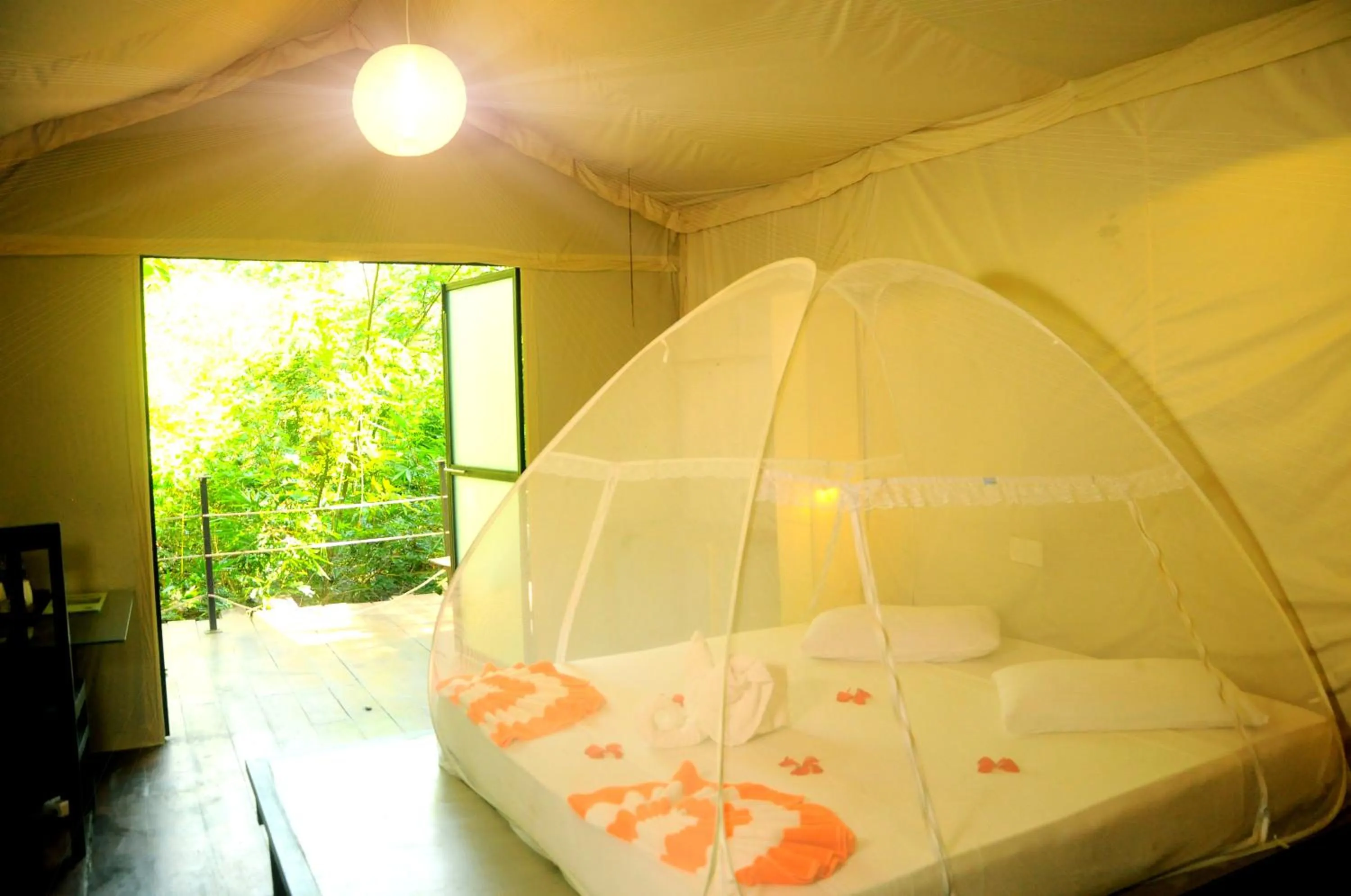 Bedroom, Bed in Kottawatta Village