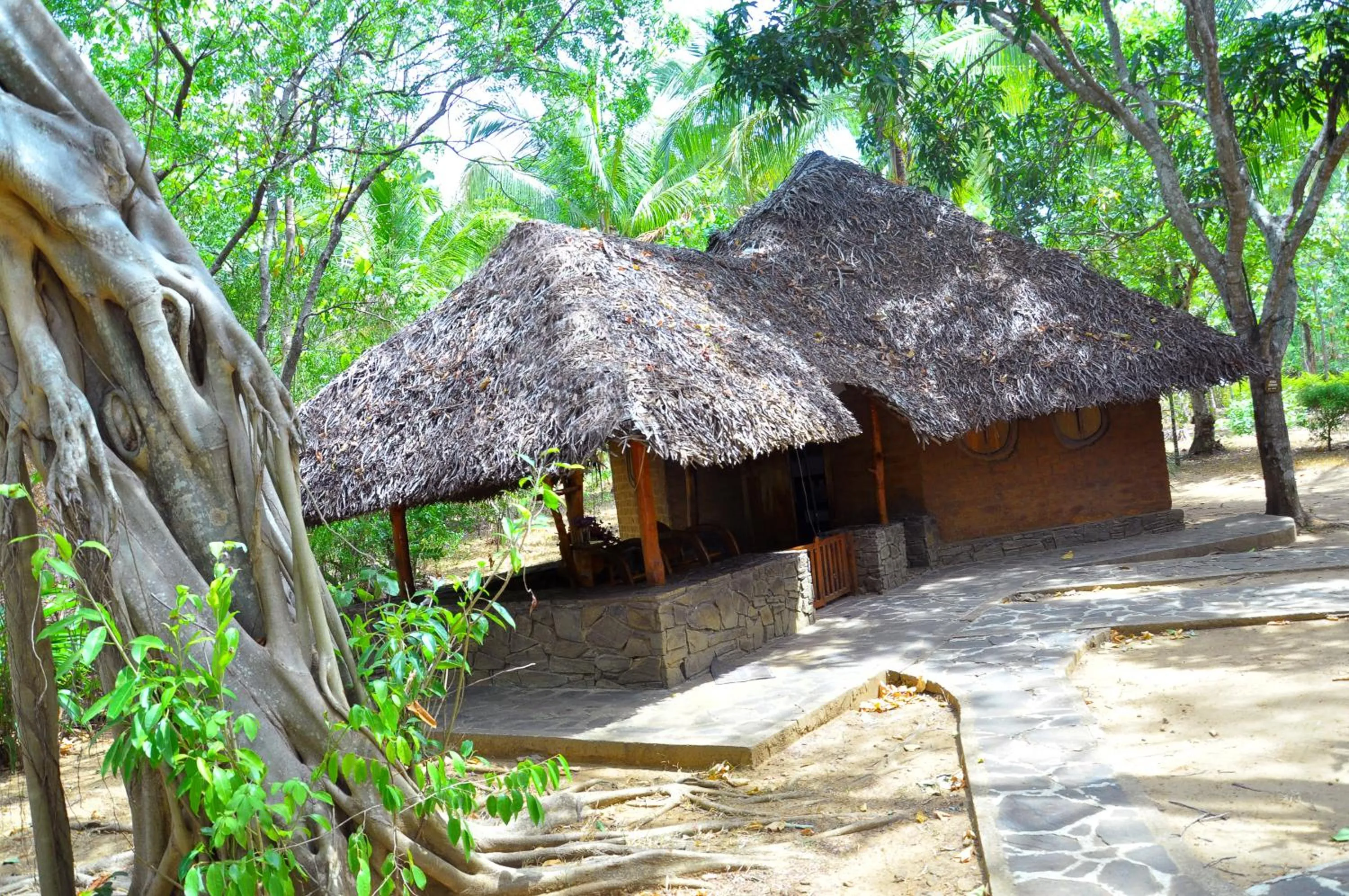 Facade/entrance in Kottawatta Village