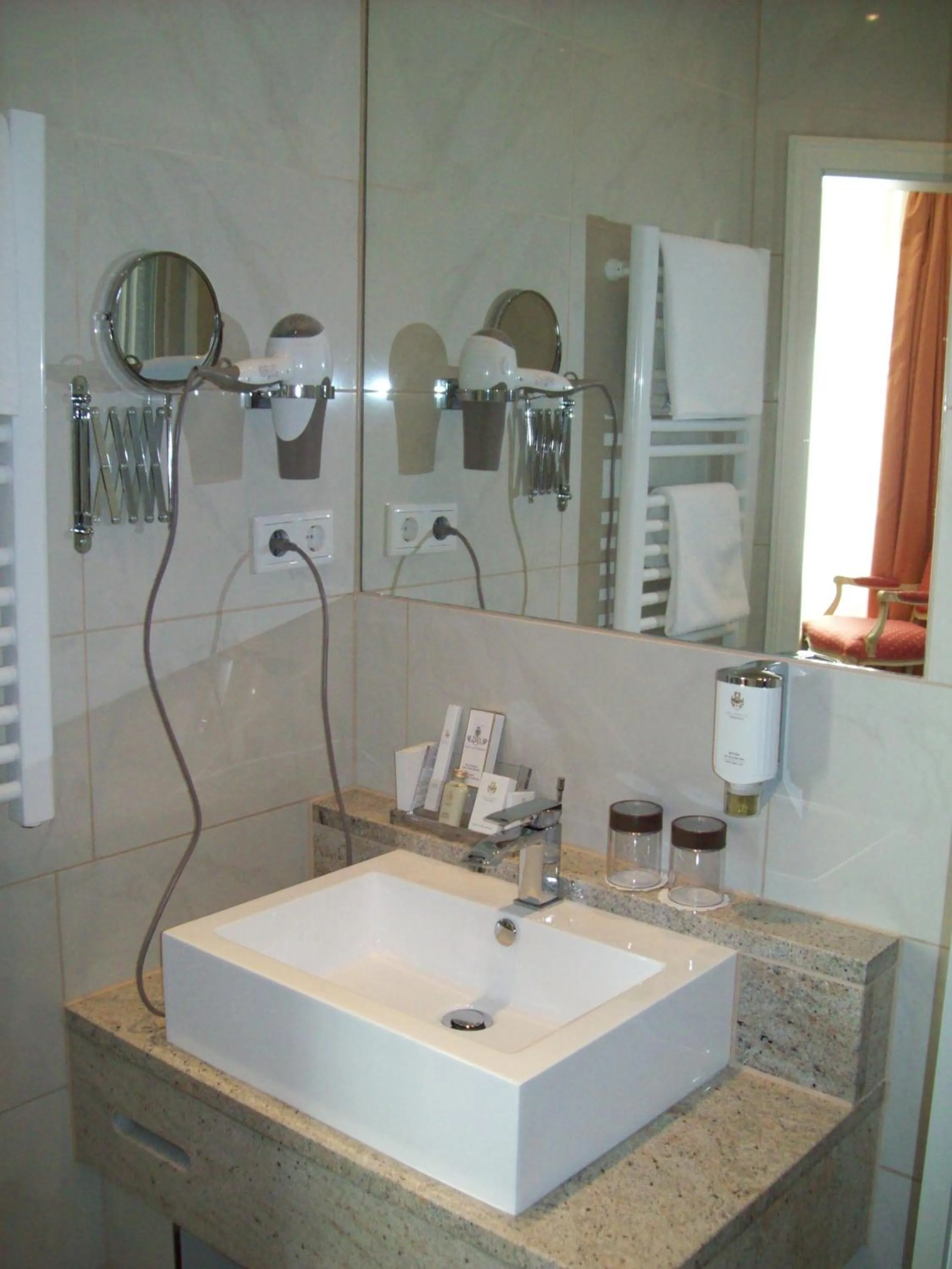 Bathroom in Hotel Am Mühlenteich