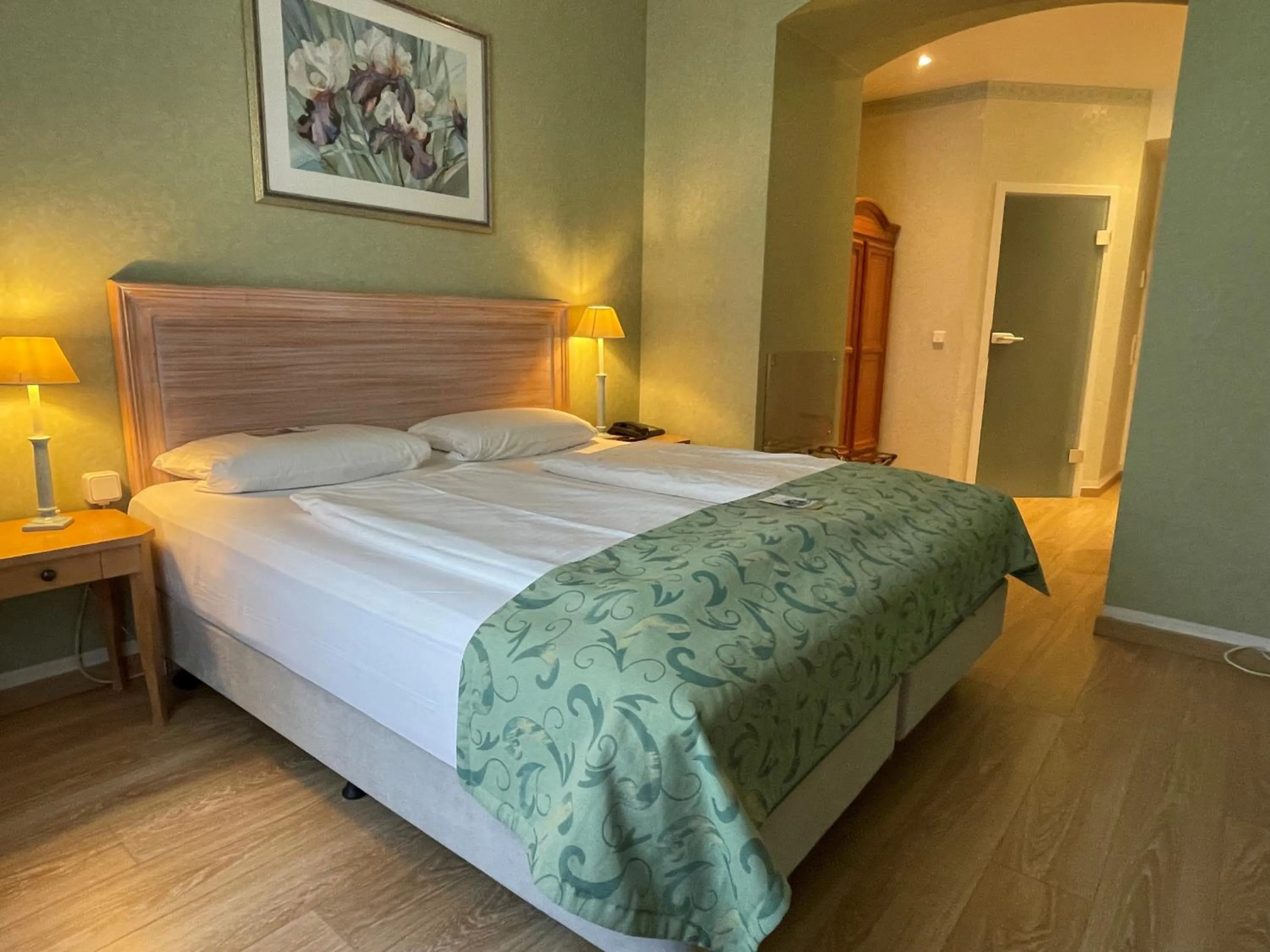 Bed in Hotel Am Mühlenteich