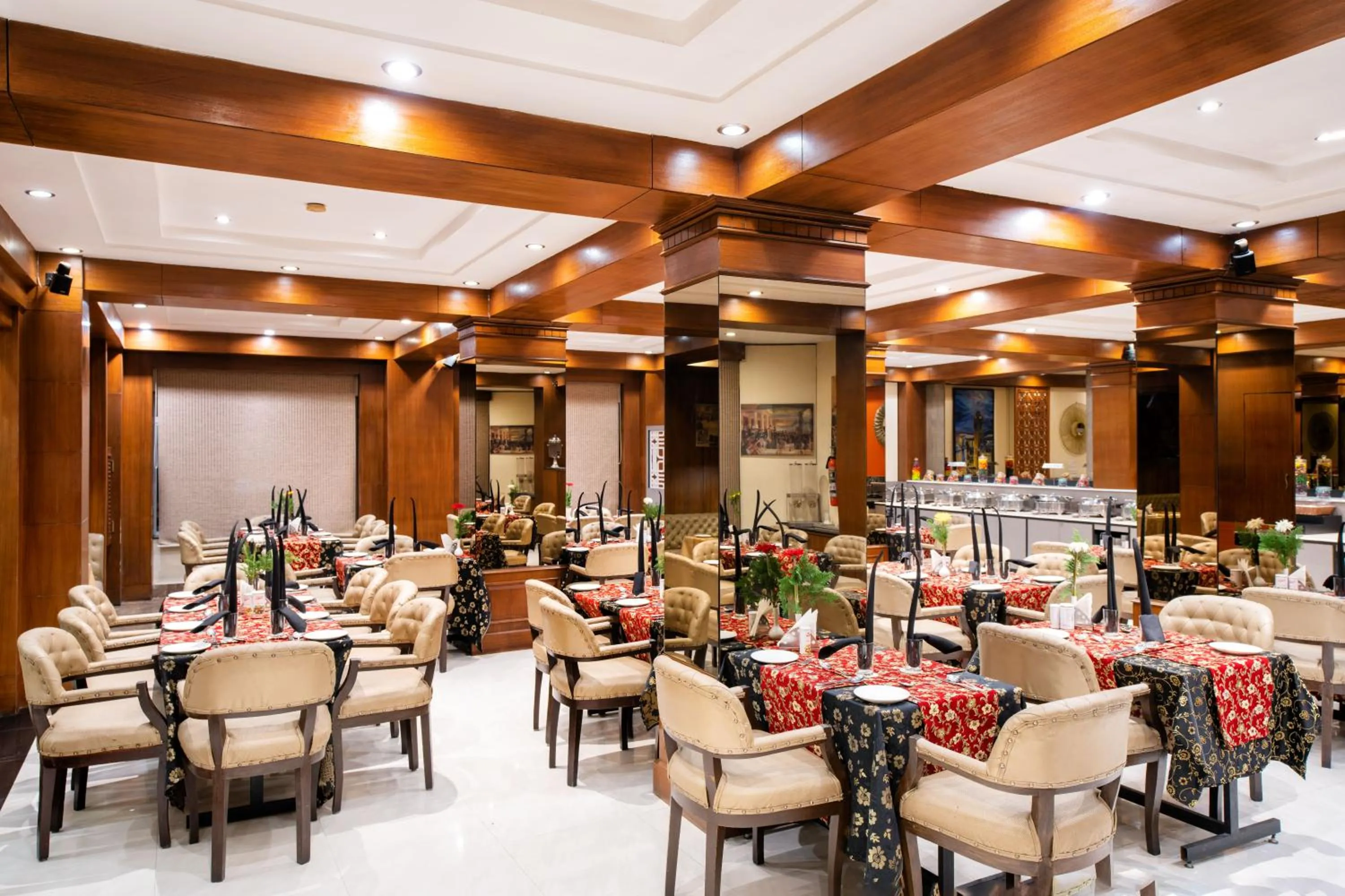 Restaurant/places to eat in Hotel Viceroy