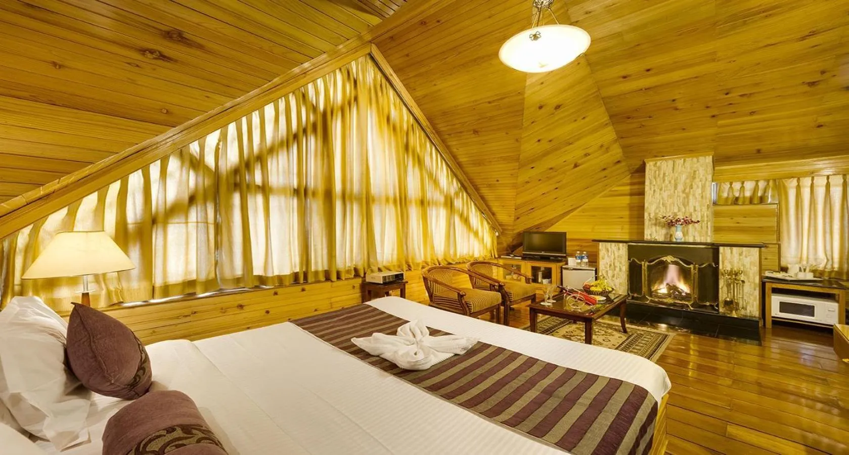 Photo of the whole room, Bed in Hotel Viceroy