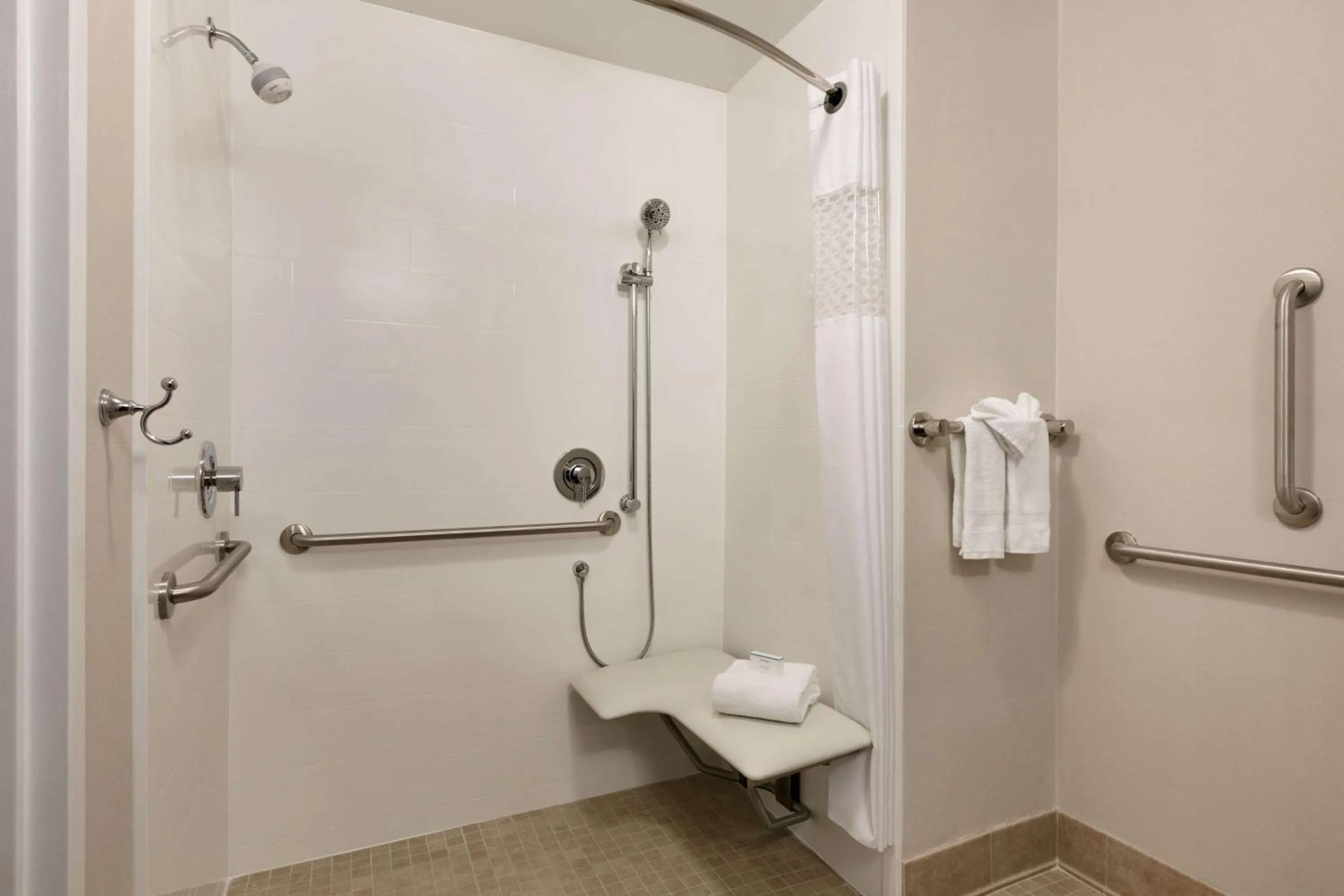 Bathroom in Hampton Inn & Suites Hershey