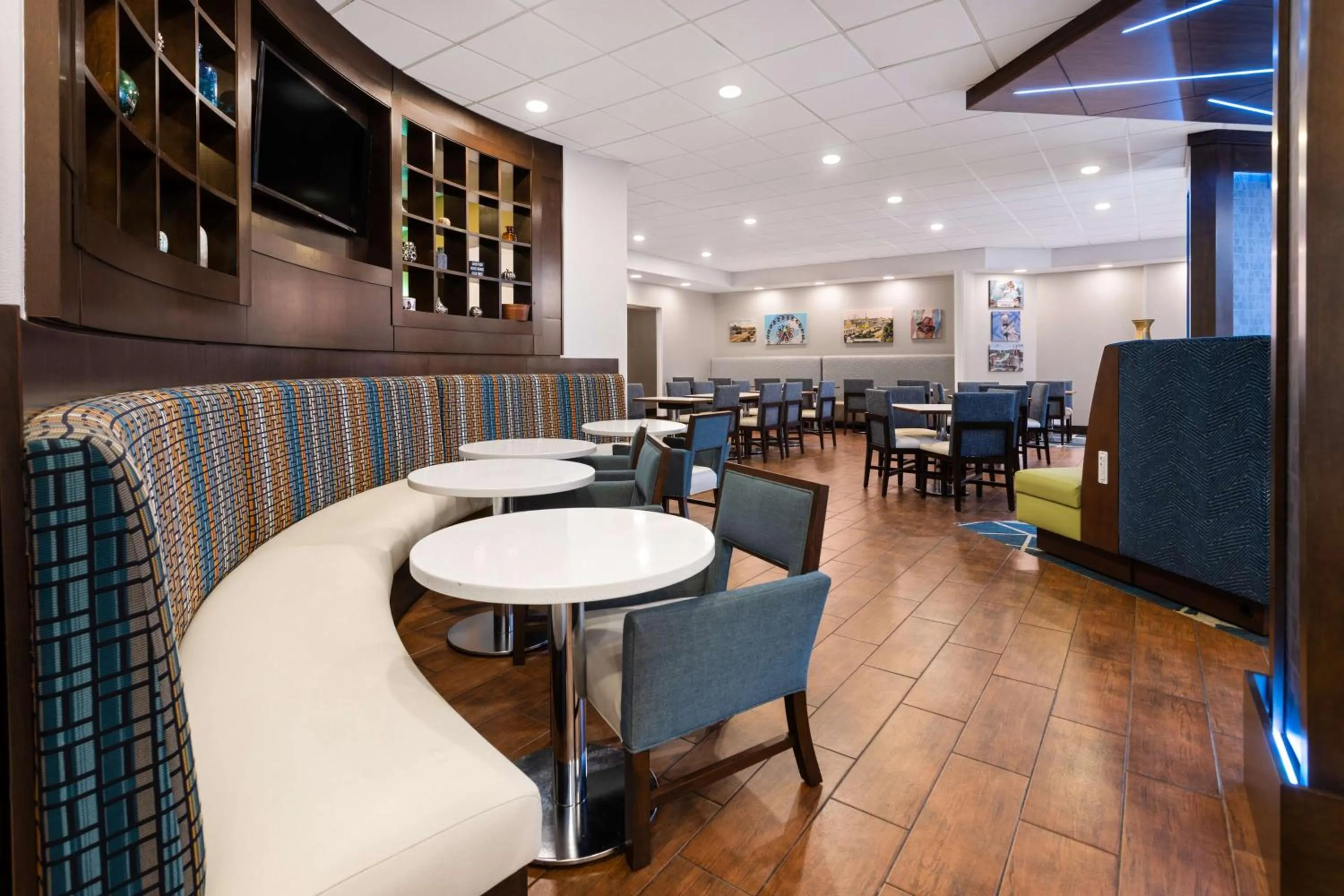 Lobby or reception in Hampton Inn & Suites Hershey