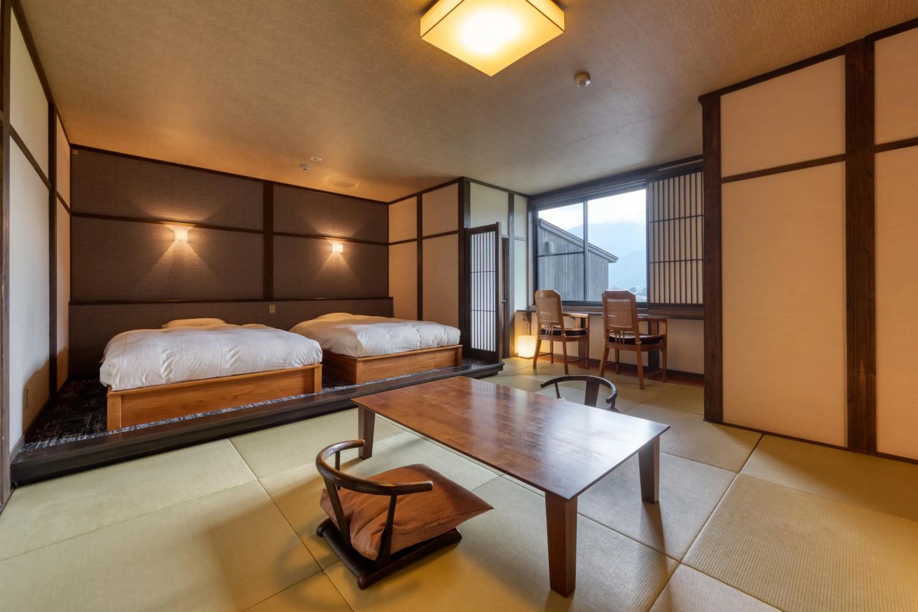 Bed in Yufuin Onsen Toshoan