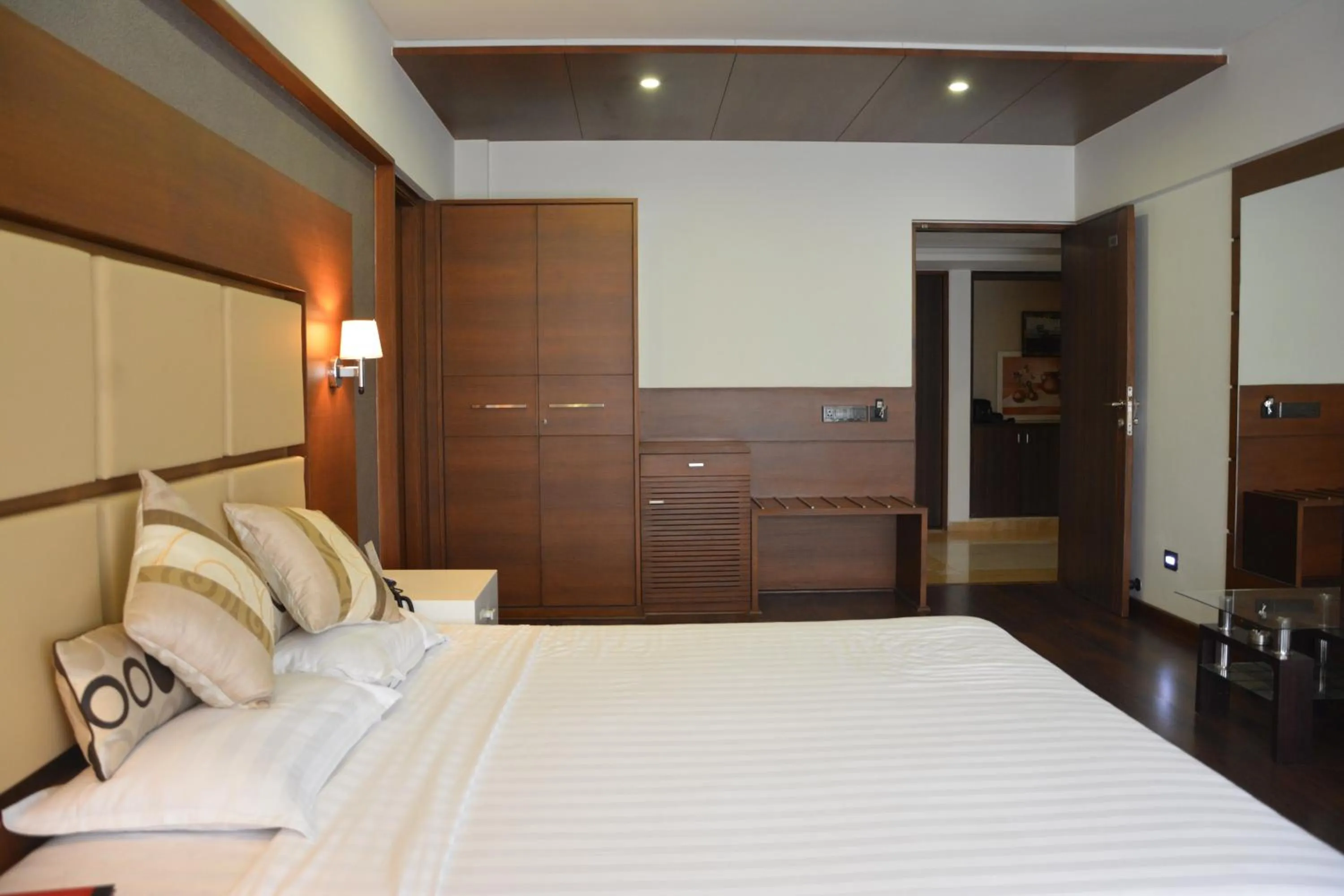 Photo of the whole room, Bed in Hotel Platinum Residency