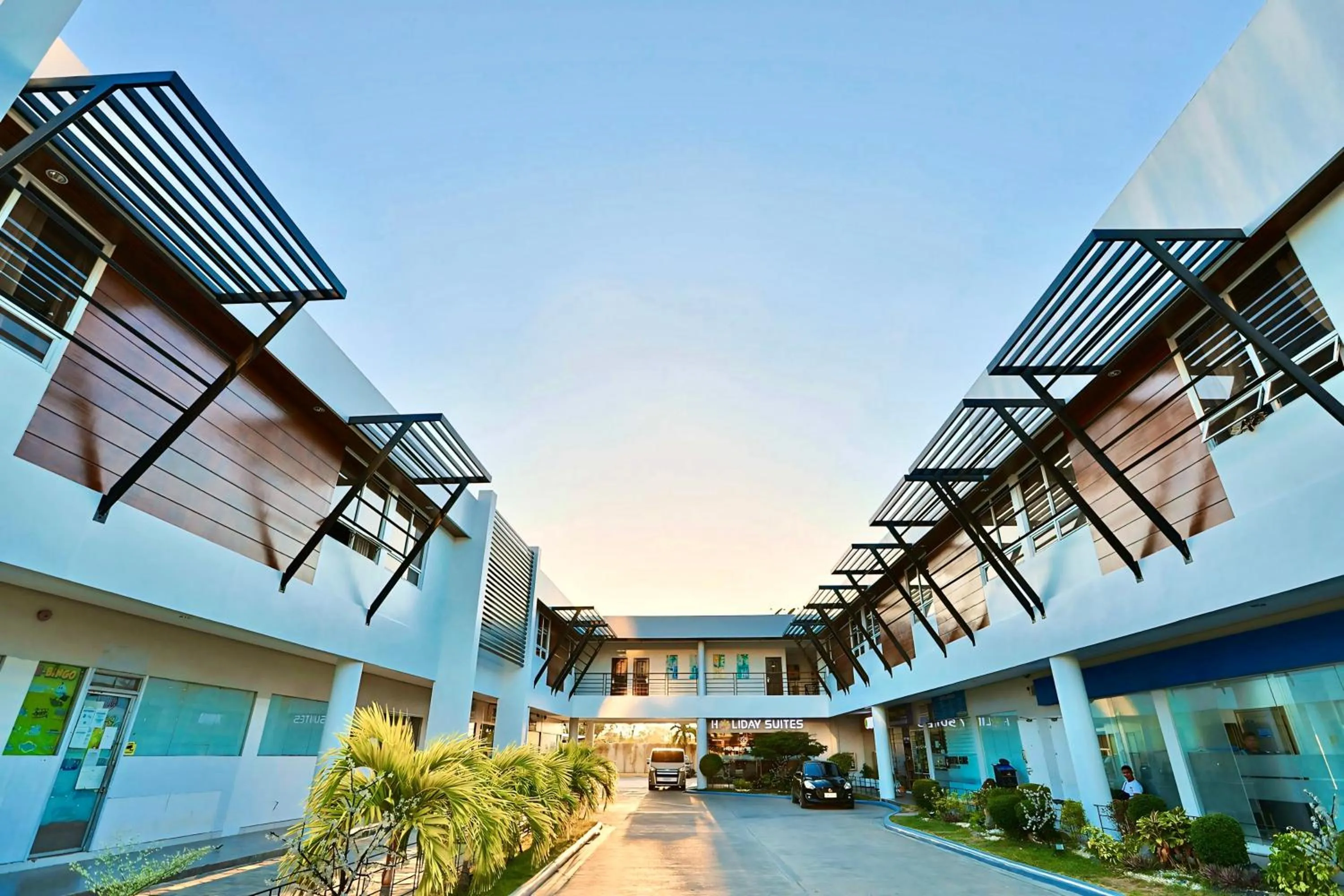Holiday Suites Puerto Princesa