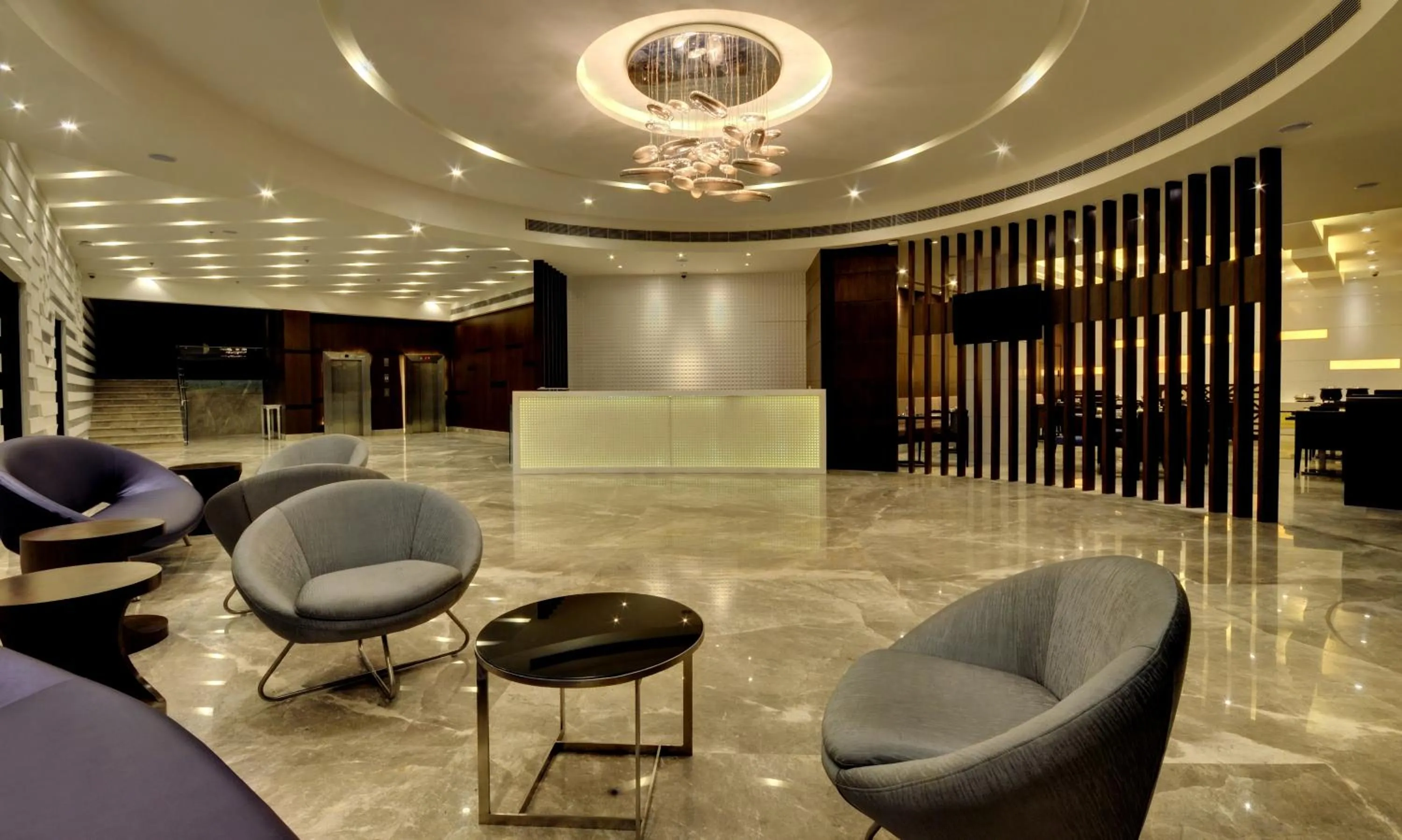 Lobby or reception in Hotel Platinum