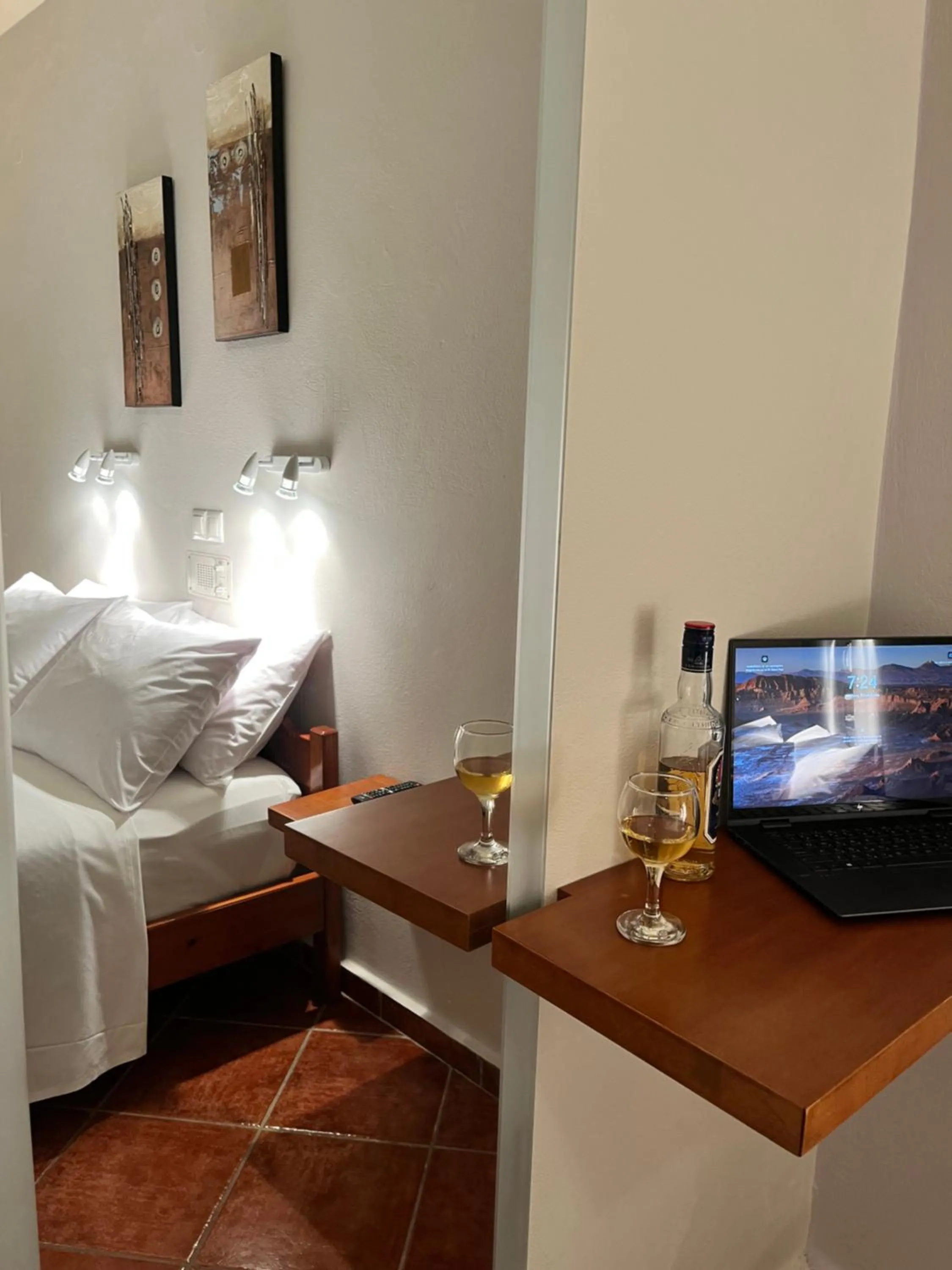 Bedroom, Bed in Iolkos Hotel Apartments