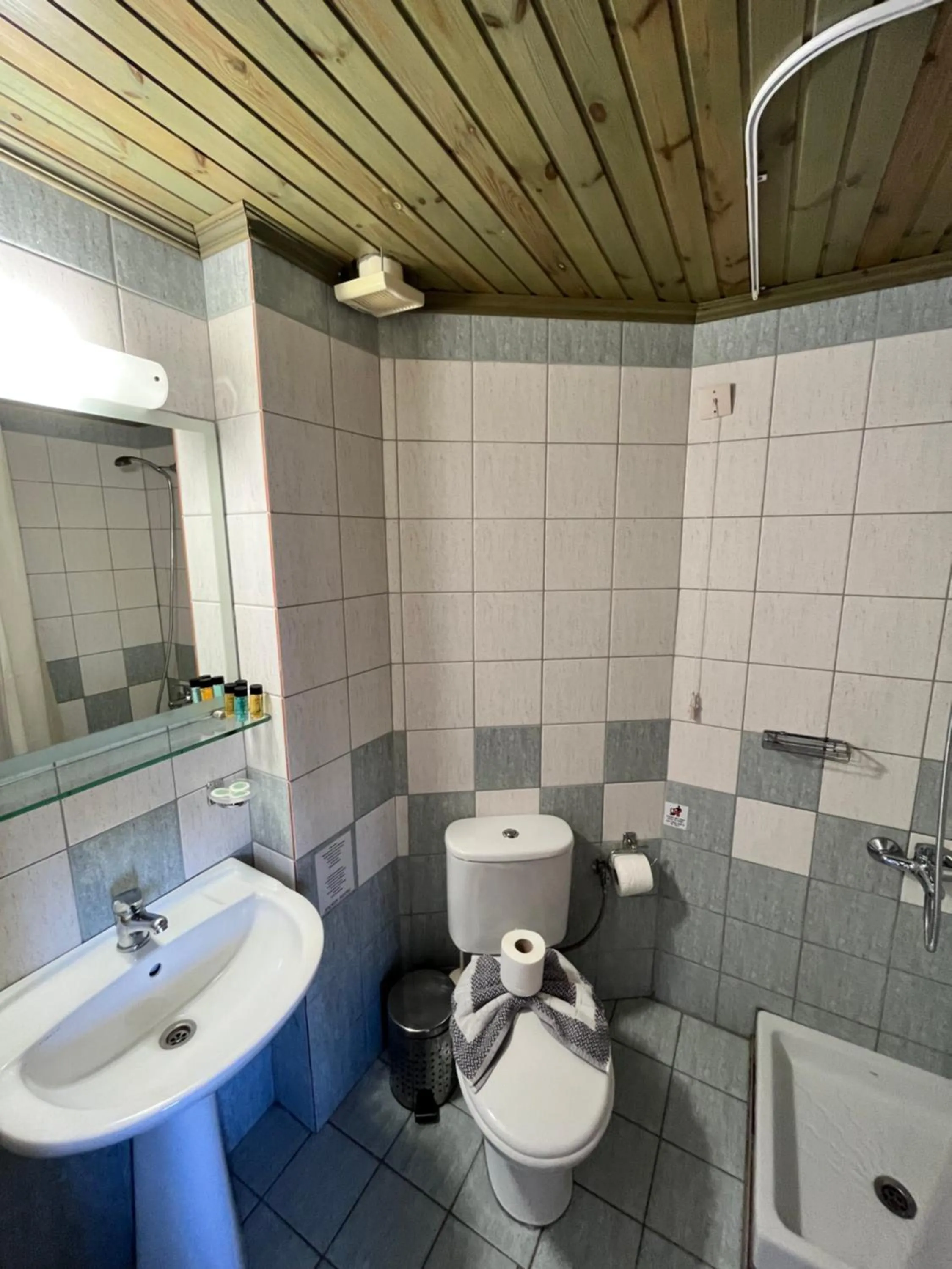 Bathroom in Iolkos Hotel Apartments