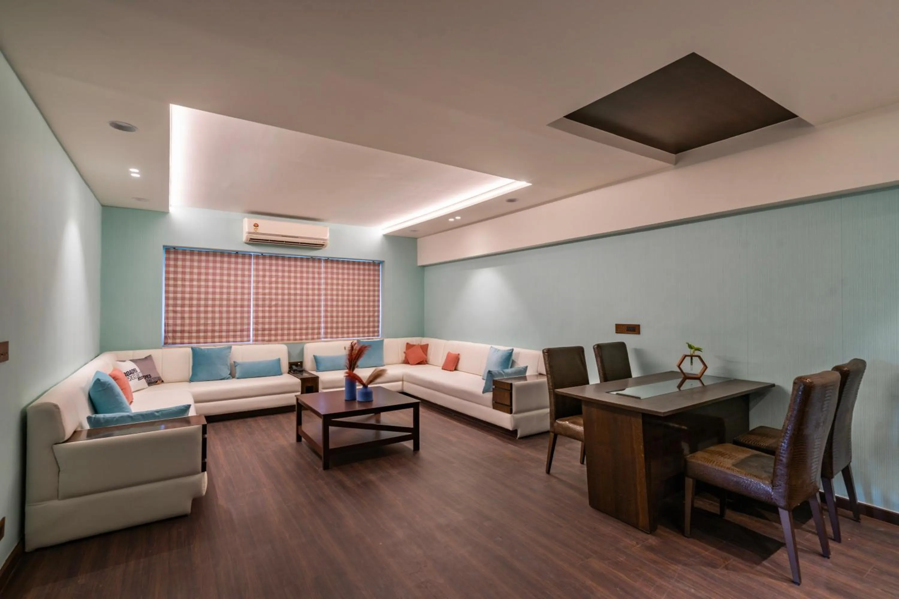 Seating area in Roadies Rostel - Best Adventure Resort in Ahmedabad