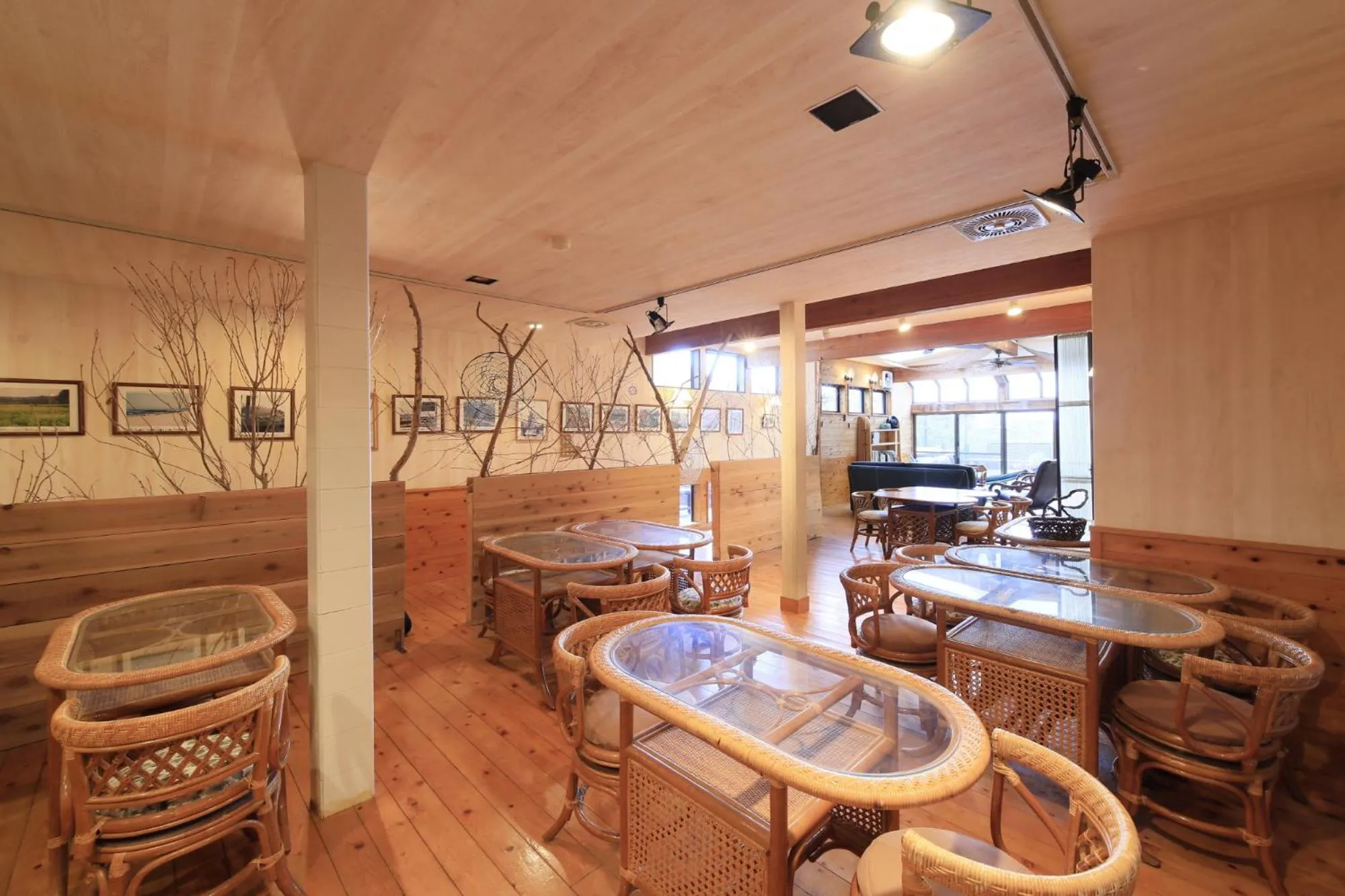 Restaurant/places to eat in Welcome Inn SunnySteps