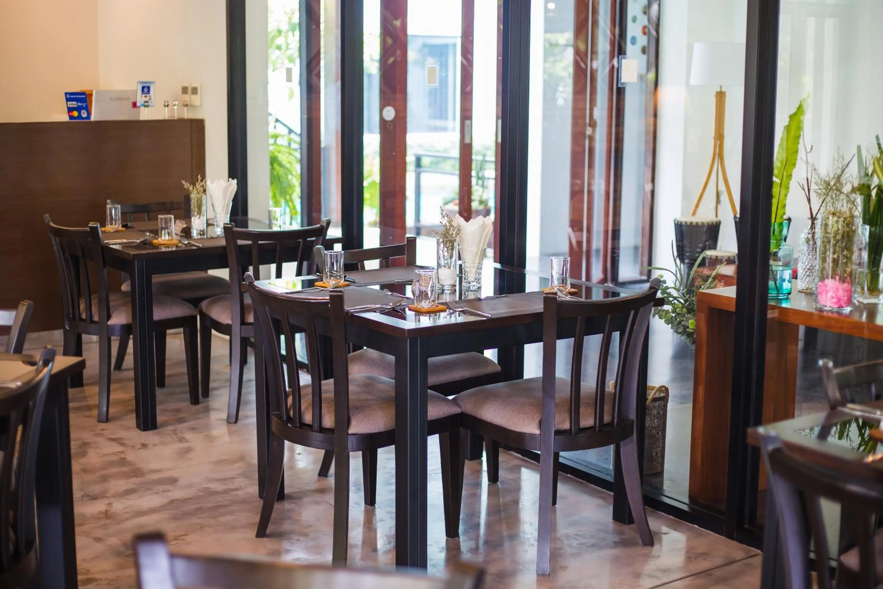 Restaurant/places to eat in NAI YA Hotel -SHA Extra Plus