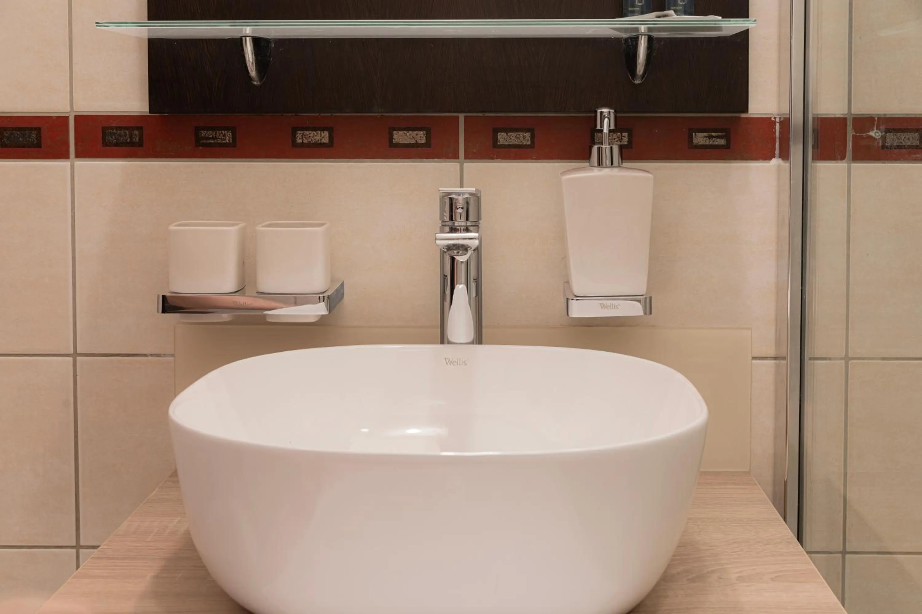 Bathroom in Bazilika alatt Panzió