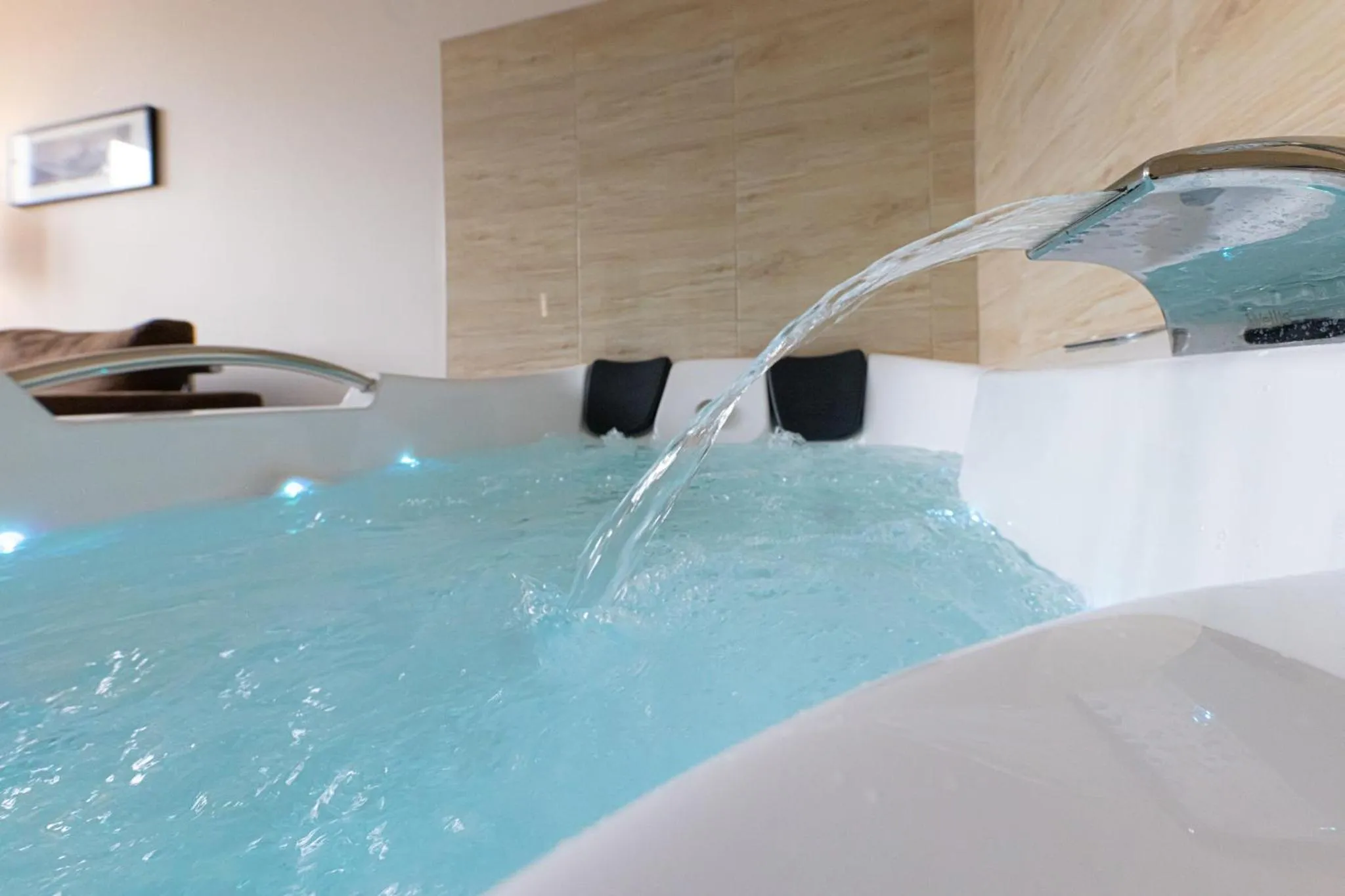 Swimming pool in Bazilika alatt Panzió