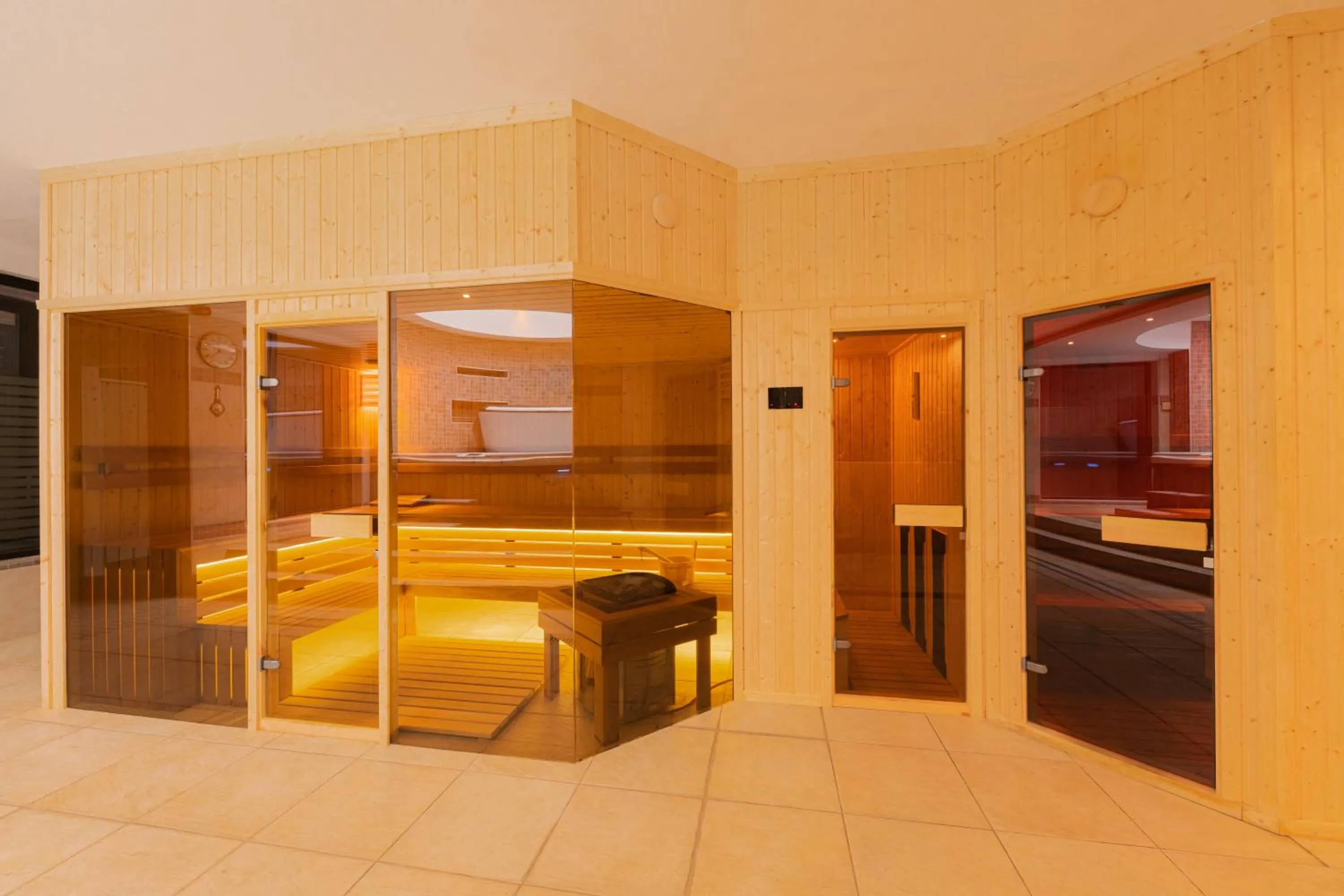 Sauna, Bed in Bazilika alatt Panzió