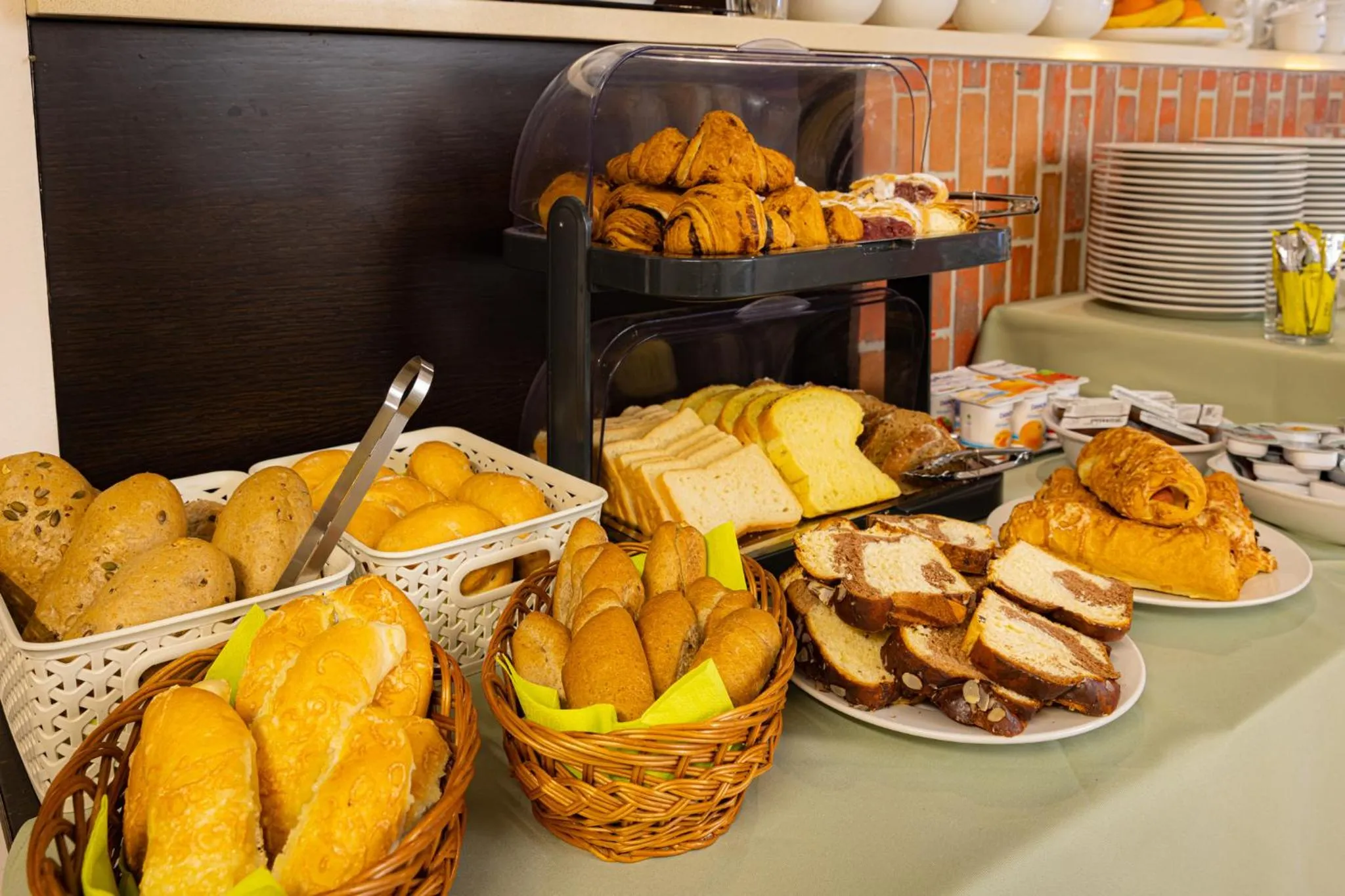 Breakfast in Bazilika alatt Panzió