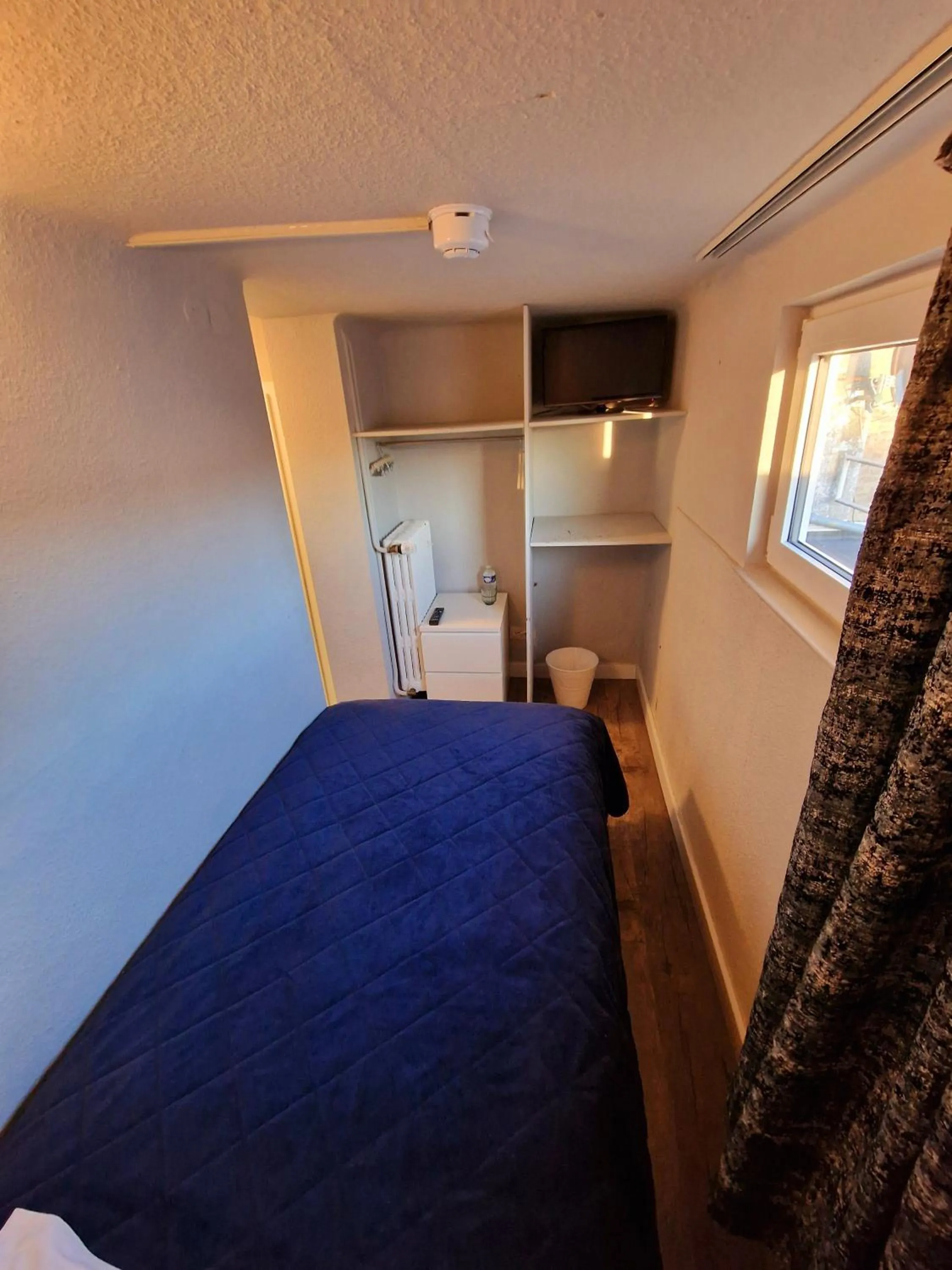 Bed in Hotel Bristol