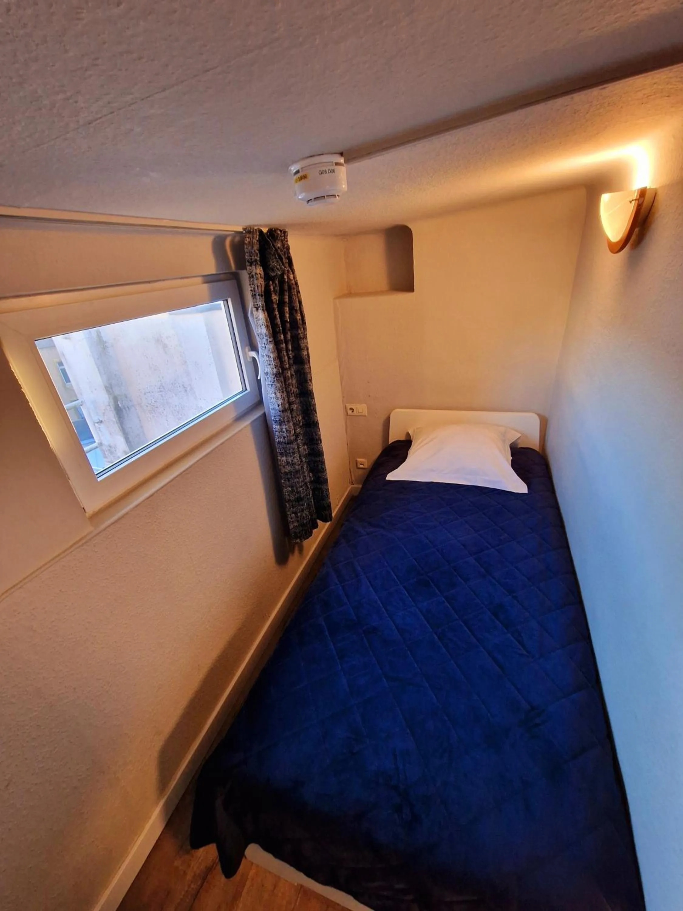 Bed in Hotel Bristol