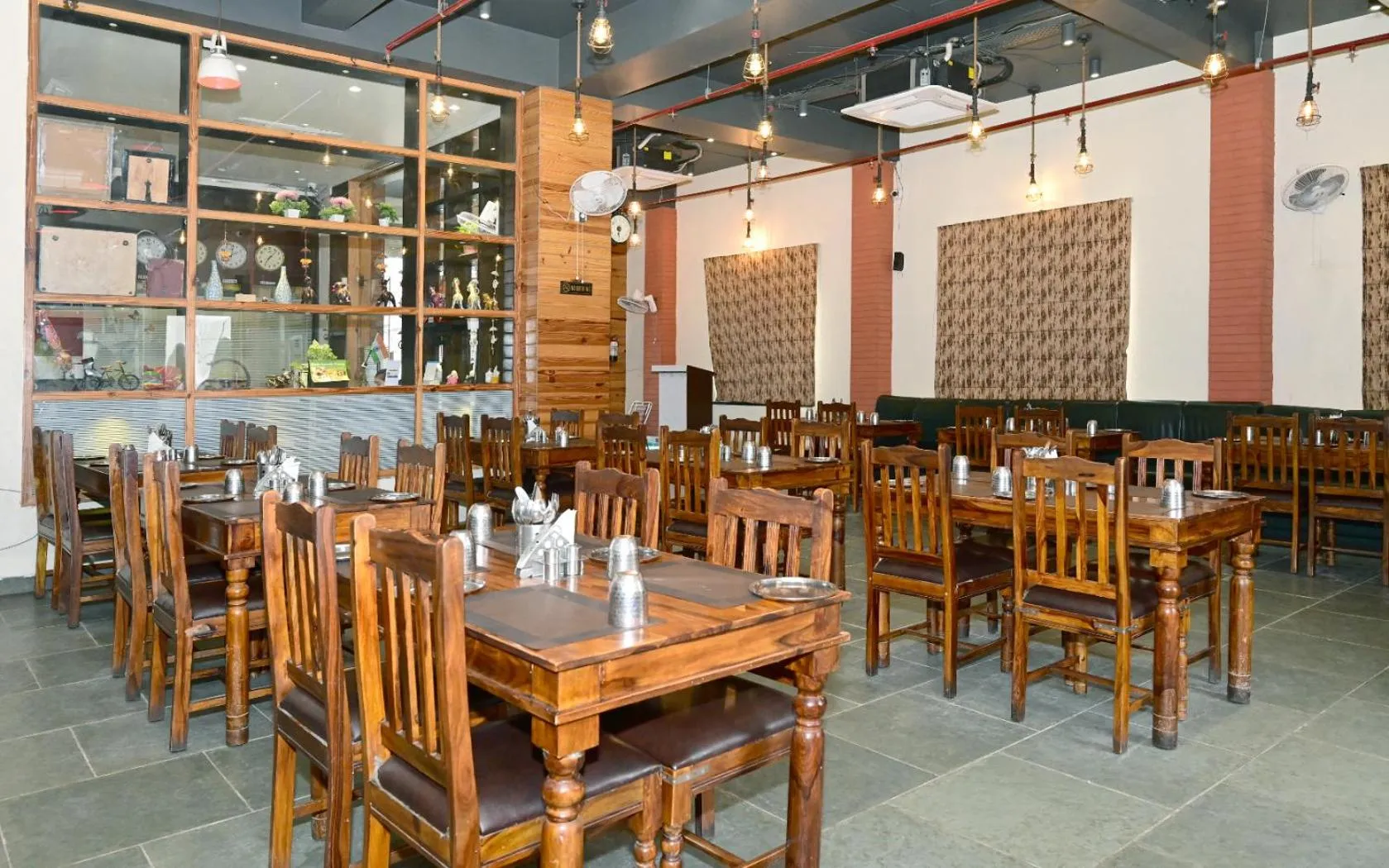 Hotel RR 62-Jaipur City Centre Hotel