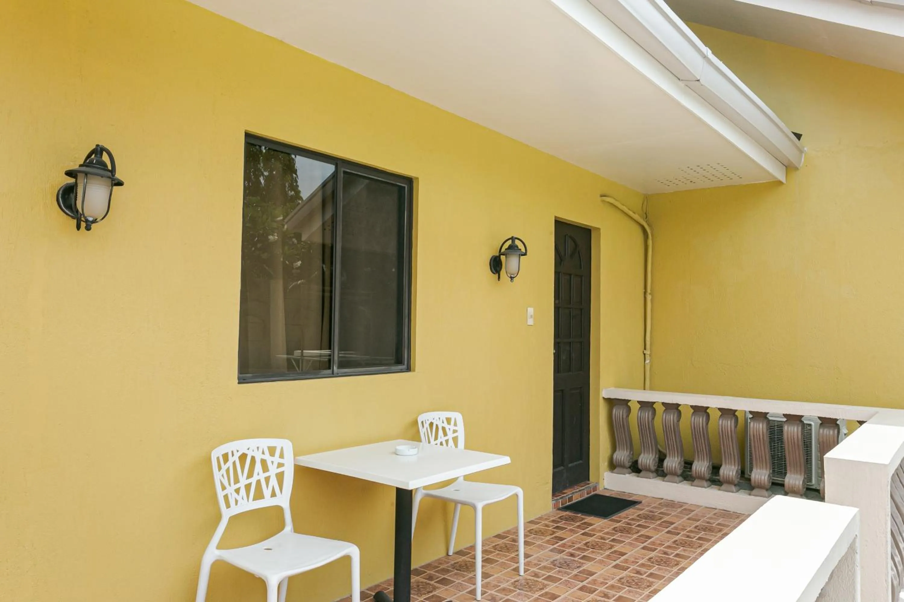 Balcony/Terrace in Turtle Bay Dive Resort