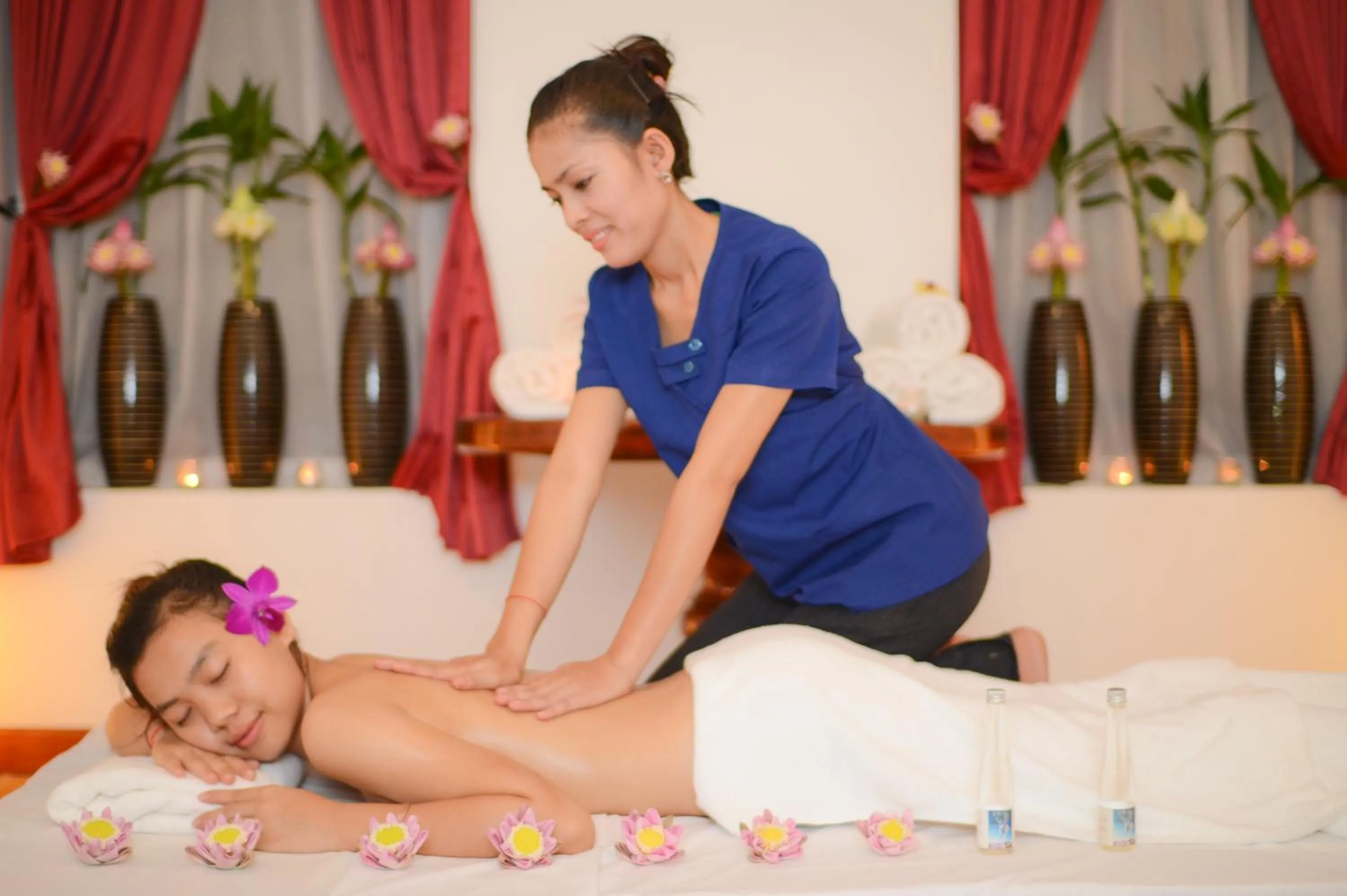 Massage in Royal Crown Hotel & Spa