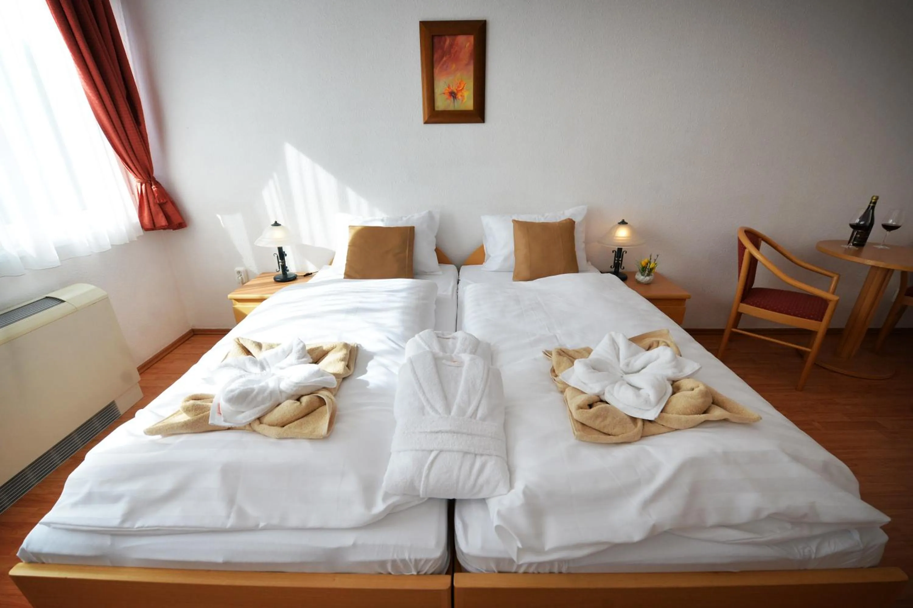 Bed in Panorama Hotel Noszvaj