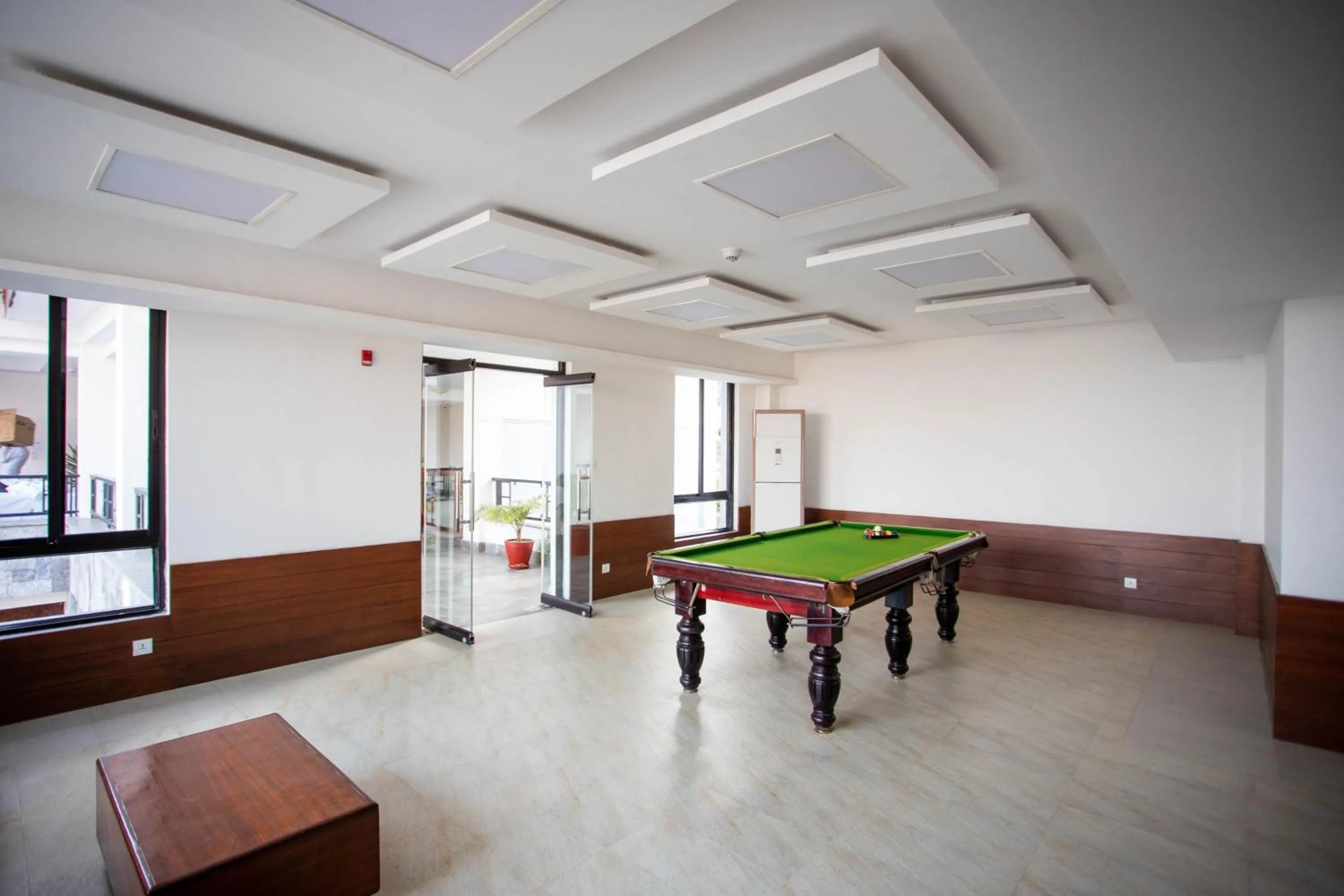 Billiard in Mountain Glory Forest Resort and Spa, Pokhara