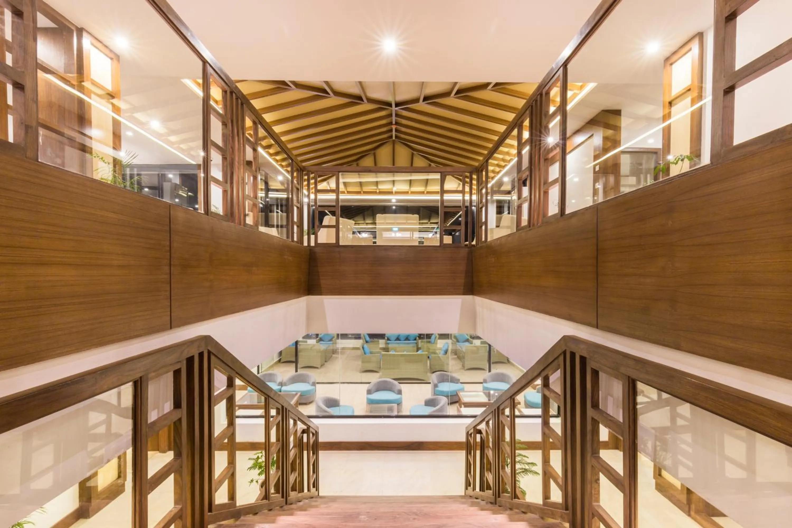 Lounge or bar in Mountain Glory Forest Resort and Spa, Pokhara
