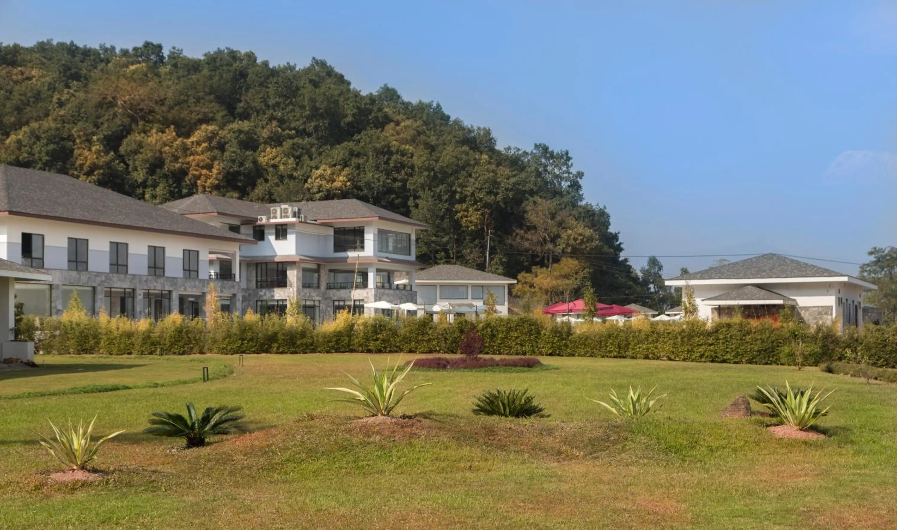 Garden in Mountain Glory Forest Resort and Spa, Pokhara