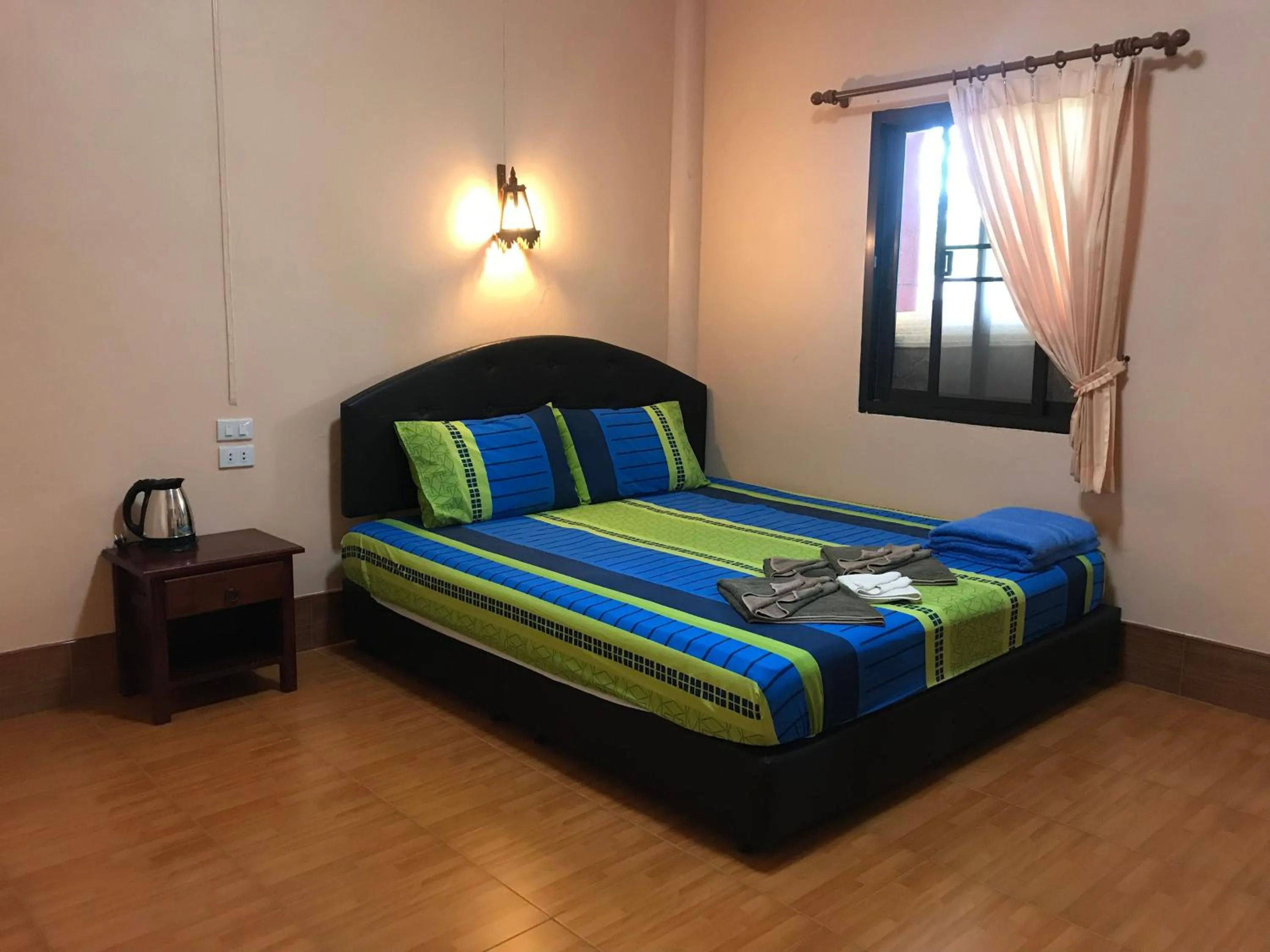 Bed in Pim Bungalow