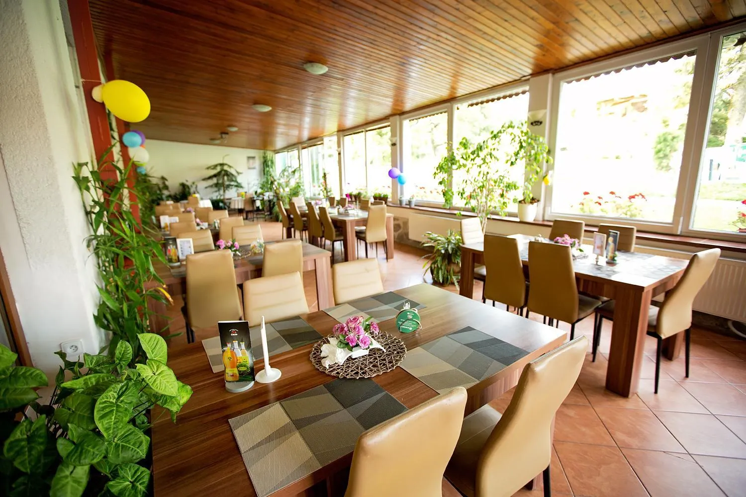 Restaurant/places to eat in Hotel U Loubů