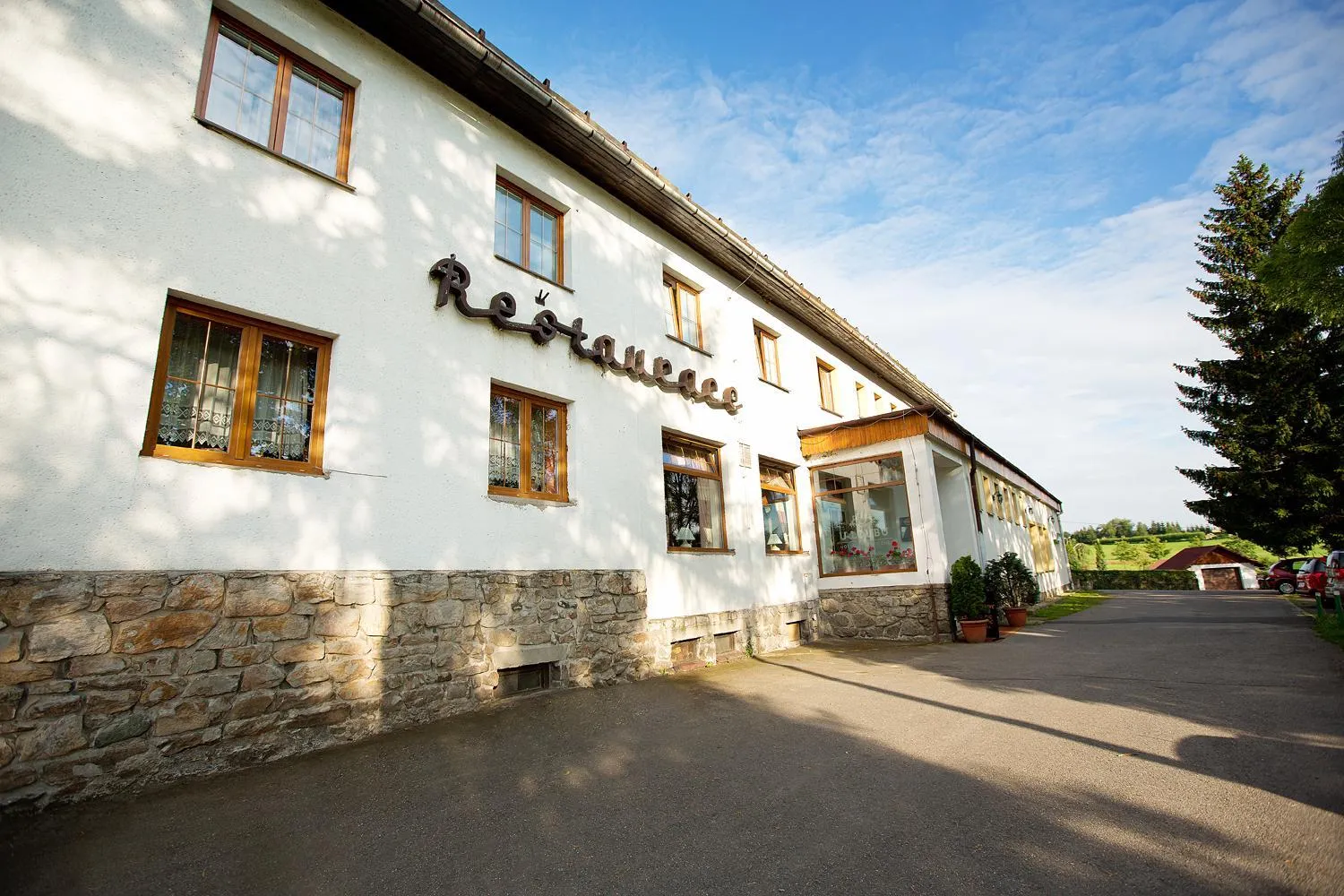 Facade/entrance in Hotel U Loubů