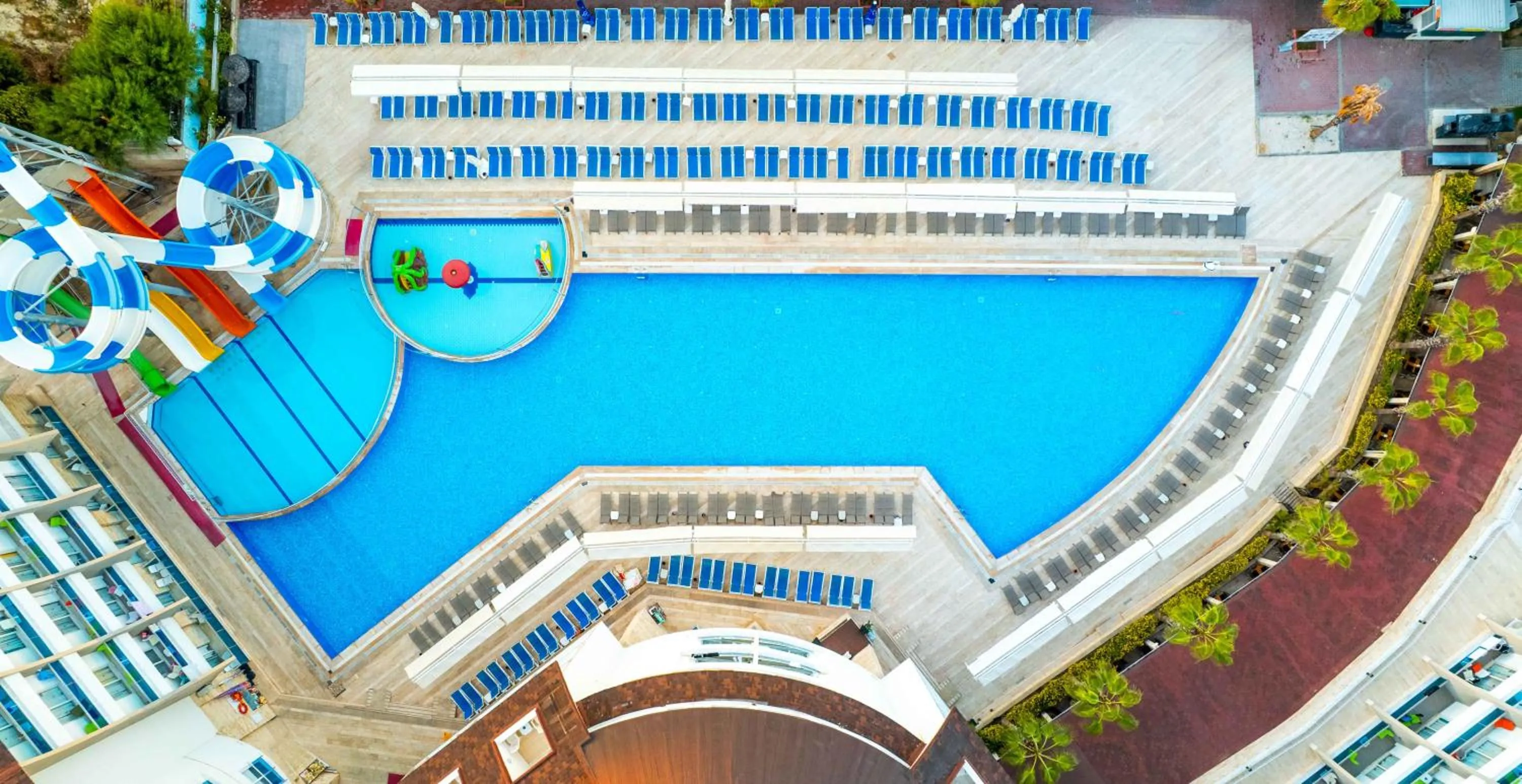 Property building in Ramada Resort Side