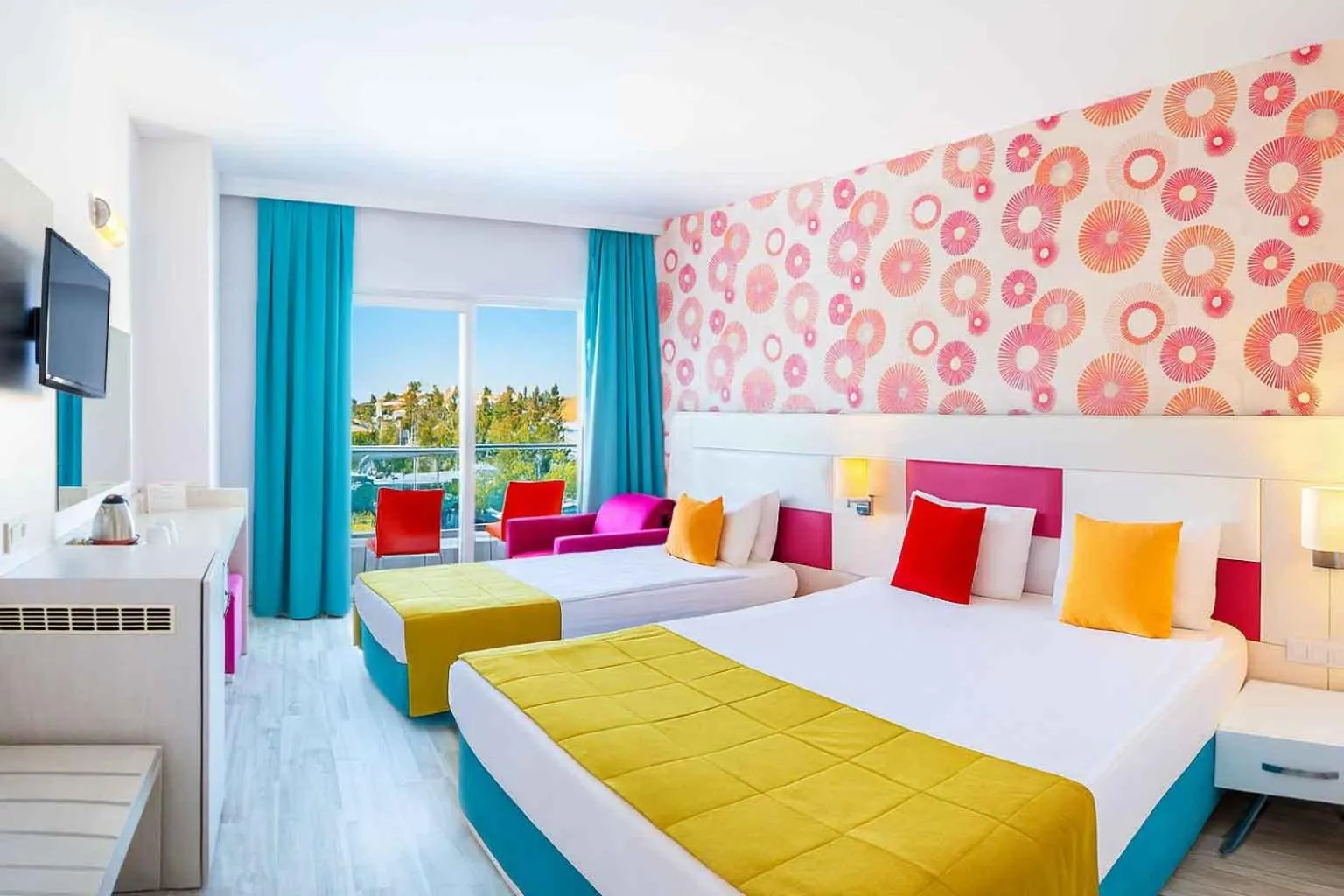 Photo of the whole room, Bed in Ramada Resort Side