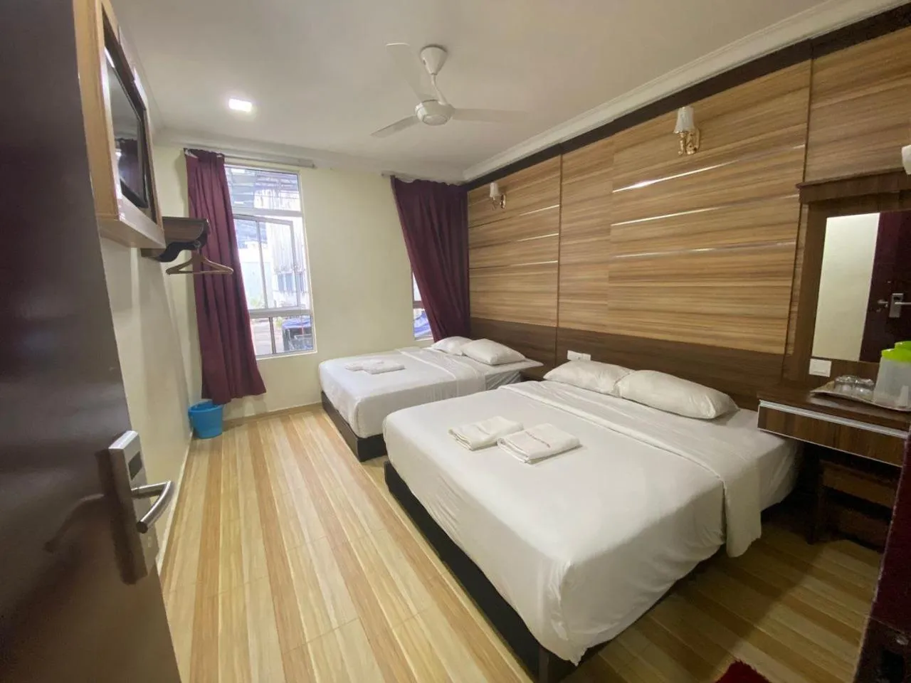 Bed in Haji Saudi Hotel