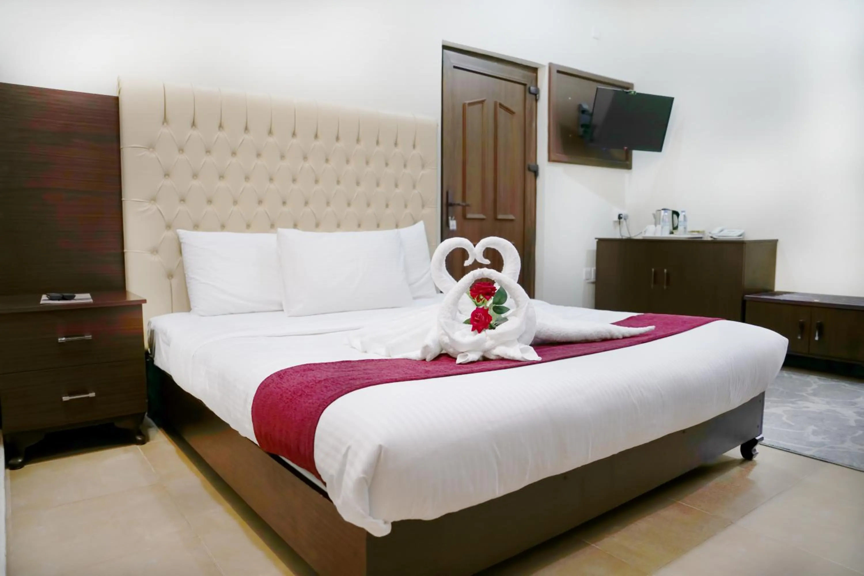 Bed in Jabal Al Akhdar Grand Hotel