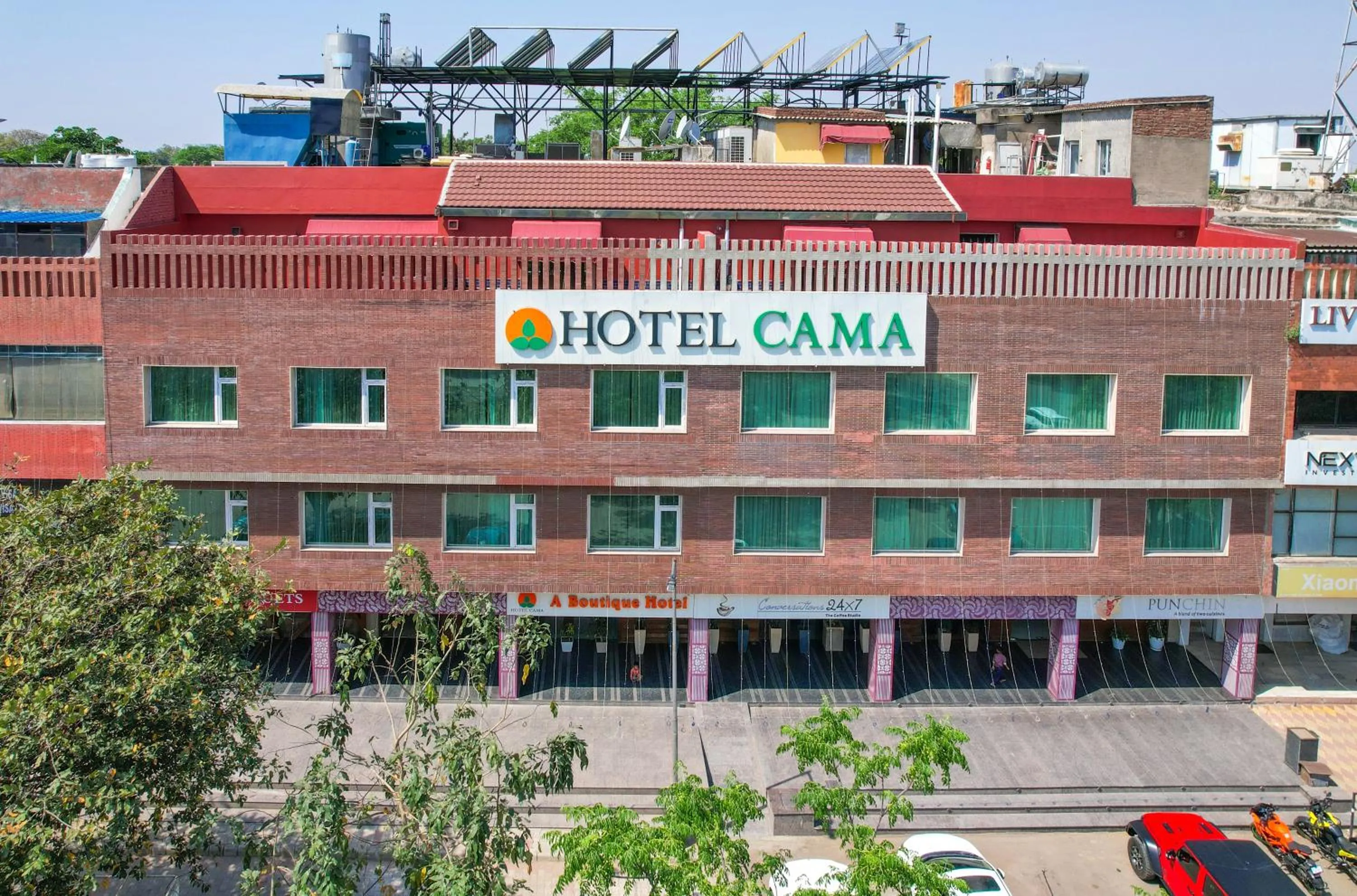 Property building in Hotel Cama