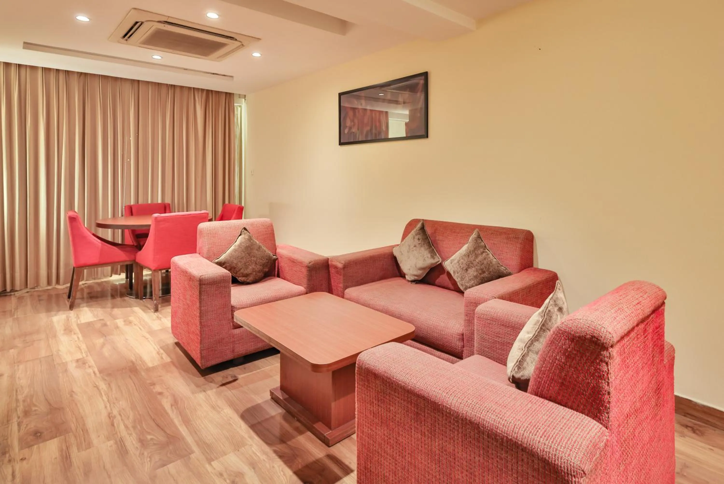 Living room in Hotel Cama