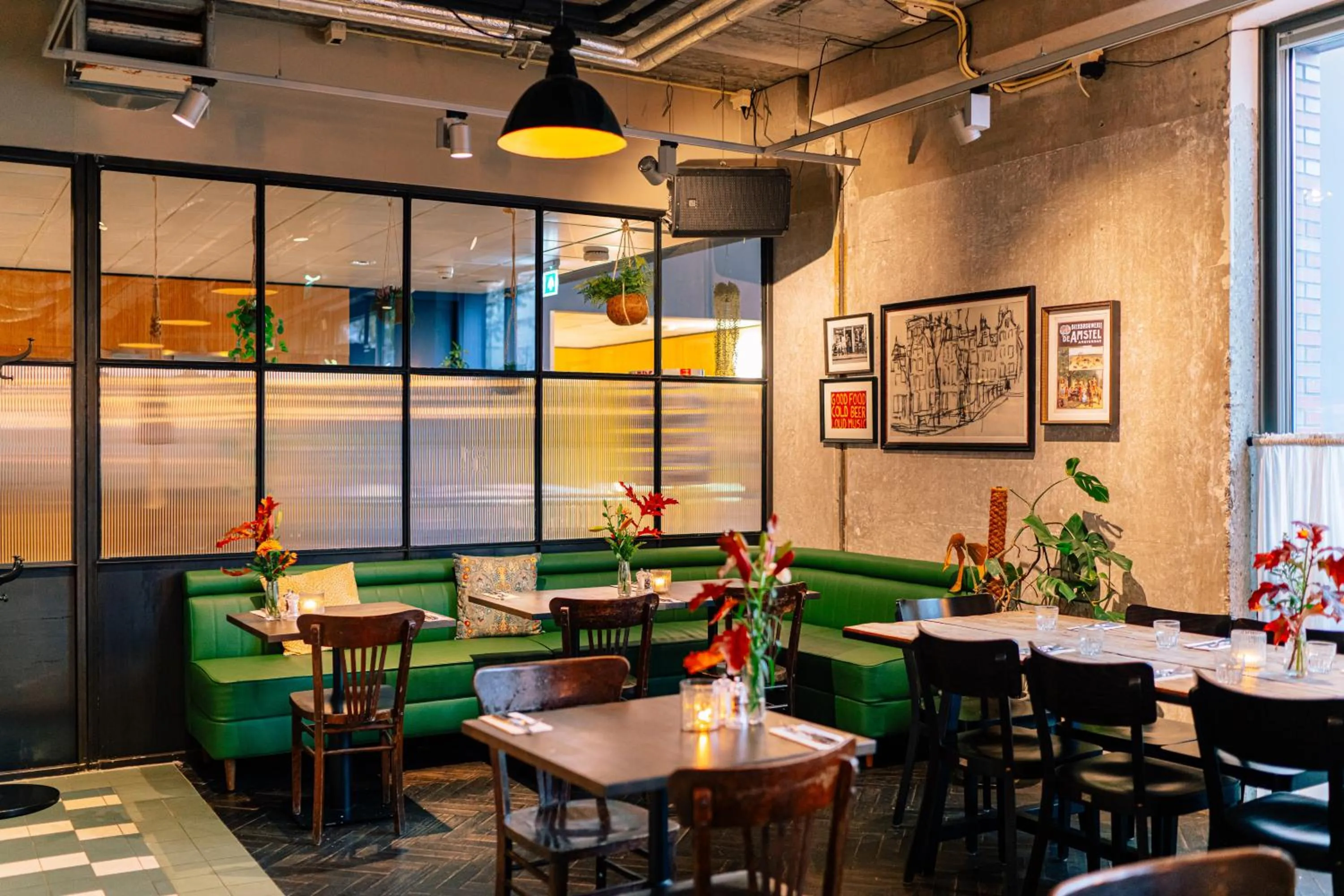 Restaurant/places to eat in Amsterdam ID Aparthotel