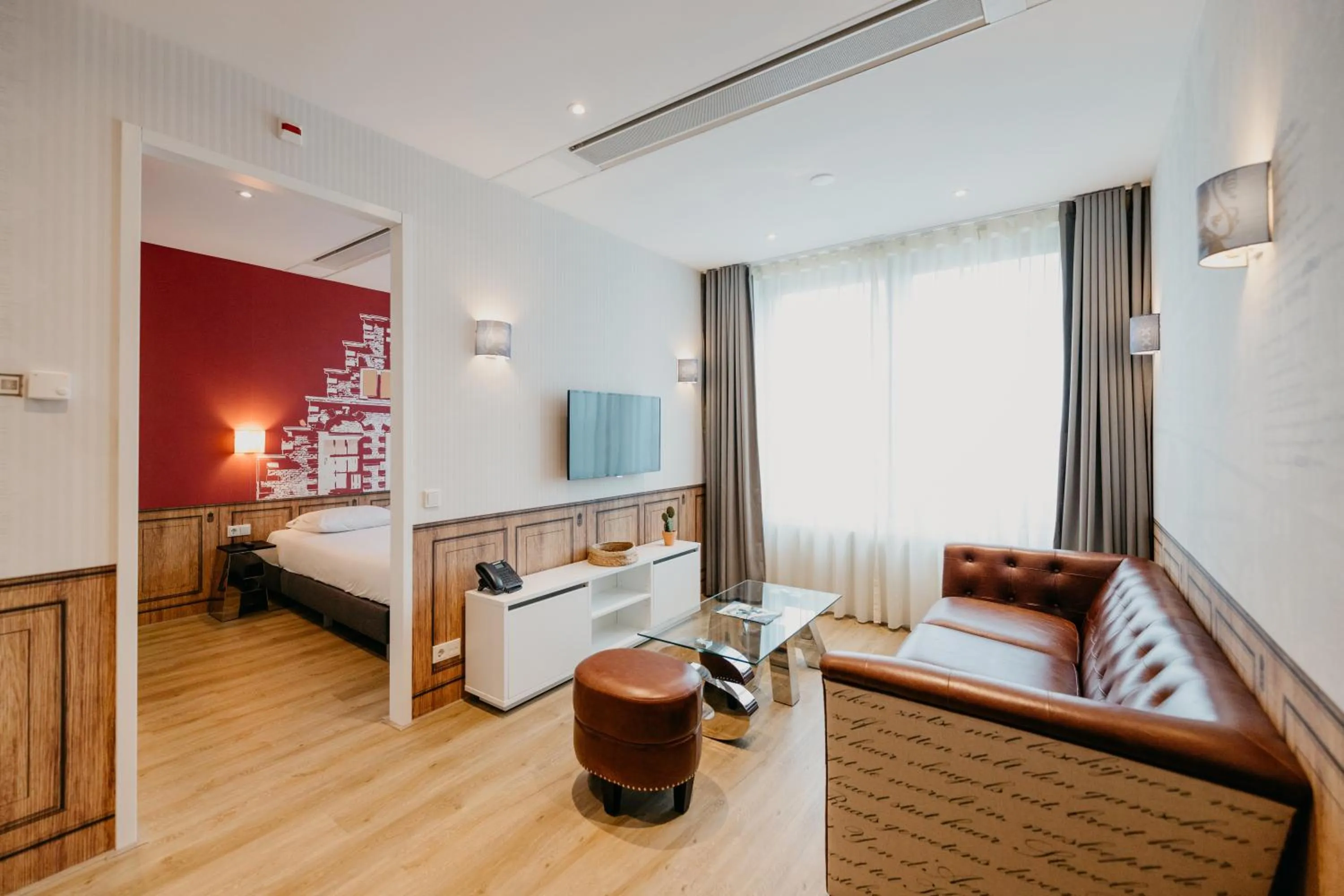 Bed in Amsterdam ID Aparthotel